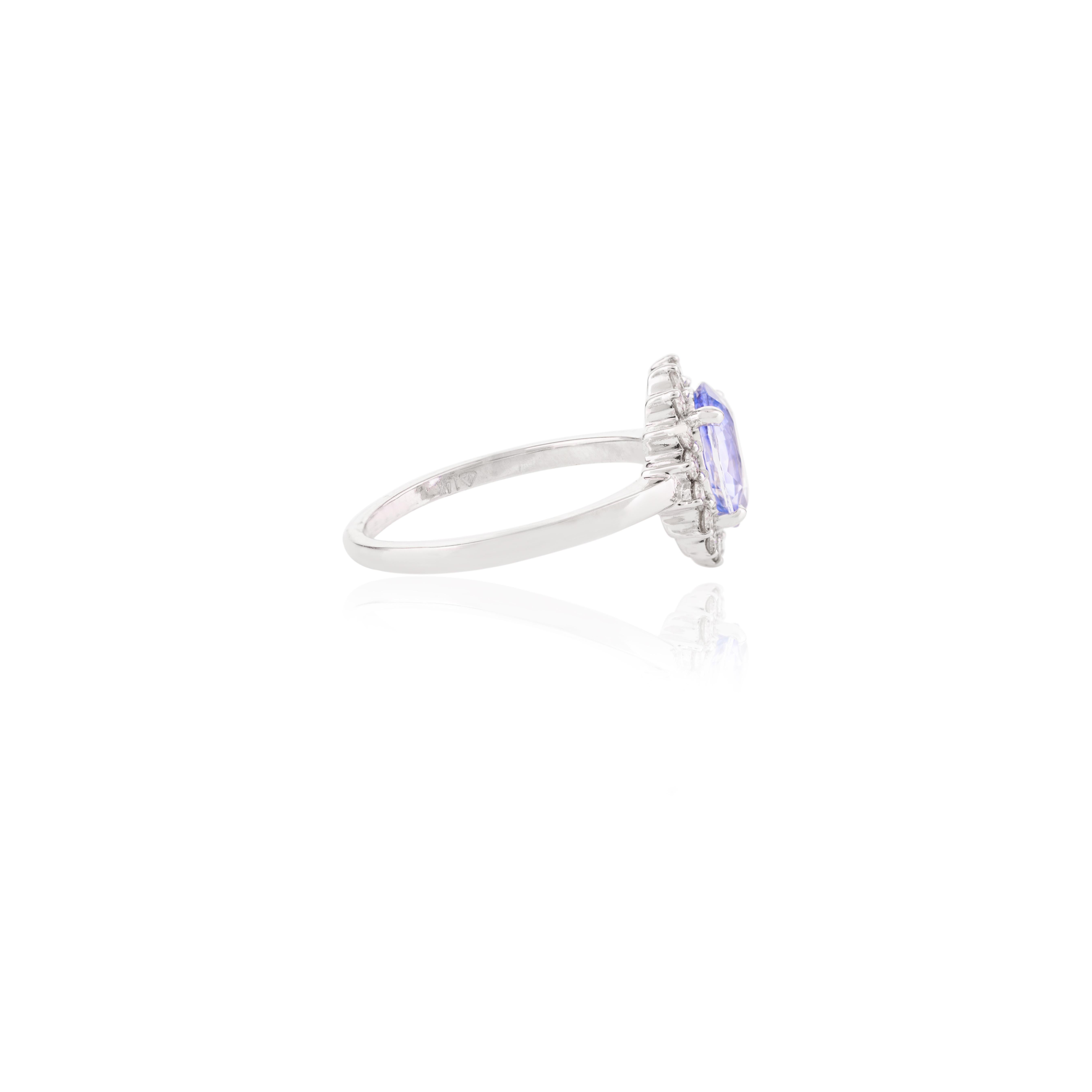 in vendita:  Anello di fidanzamento in oro bianco 14 carati con zaffiro blu ovale e diamante a raggiera per lei 3