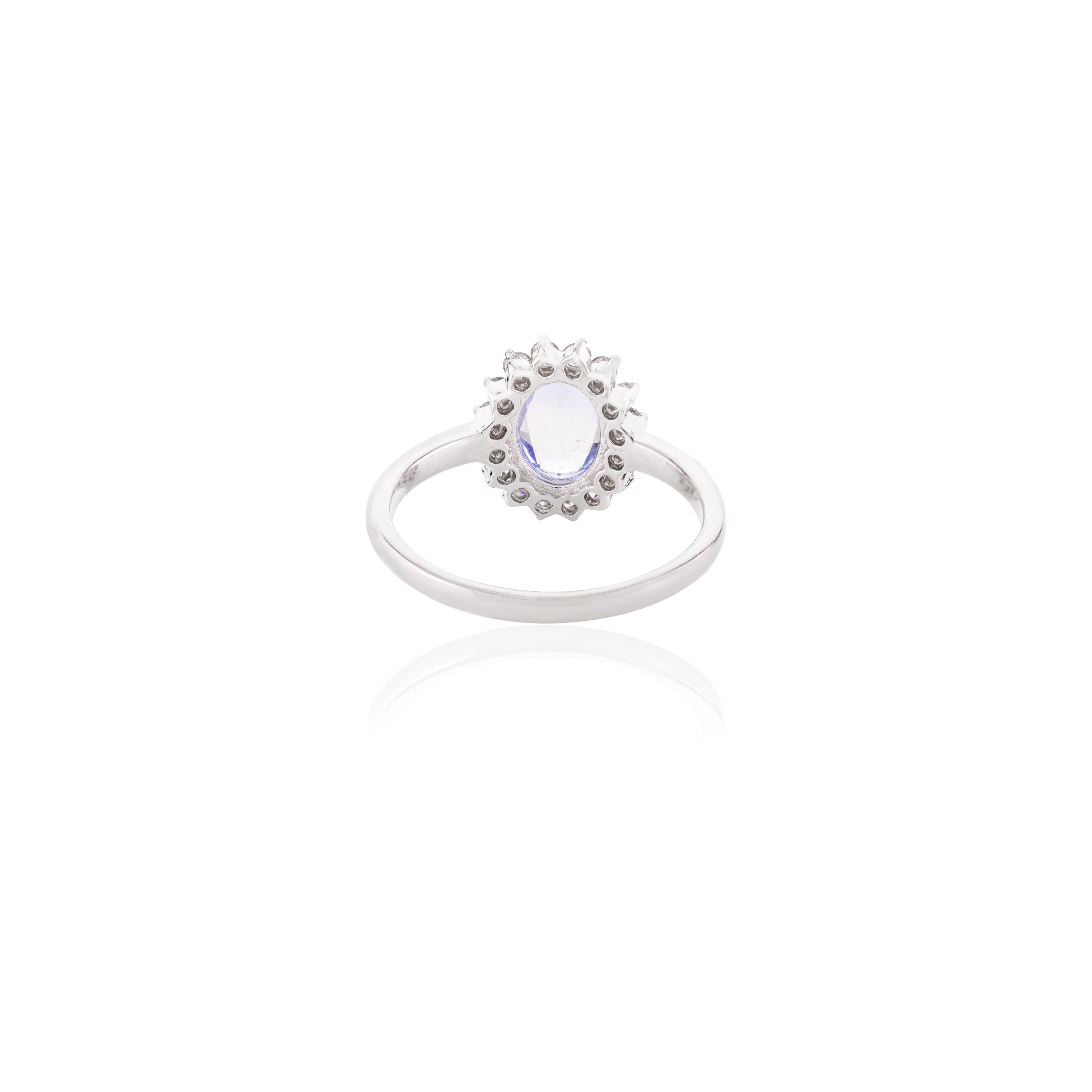 in vendita:  Anello di fidanzamento in oro bianco 14 carati con zaffiro blu ovale e diamante a raggiera per lei 5