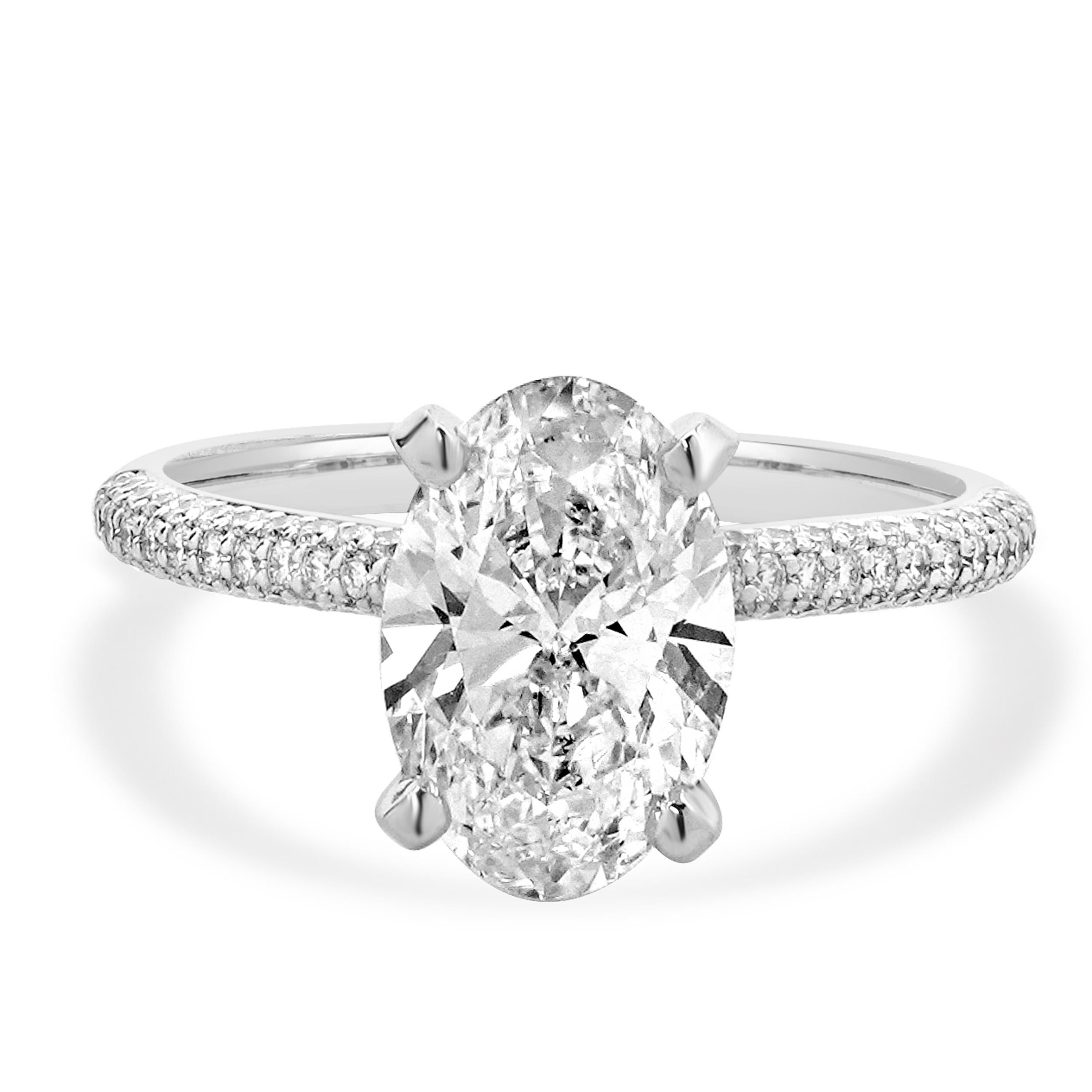 14 Karat White Gold Oval Cut Diamond Engagement Ring
