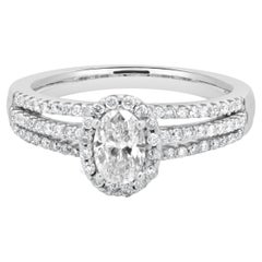 14 Karat White Gold Oval Cut Diamond Engagement Ring