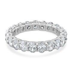 14 Karat White Gold Oval Cut Diamond Eternity Band
