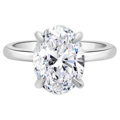 14 Karat White Gold Oval Diamond Engagement Ring
