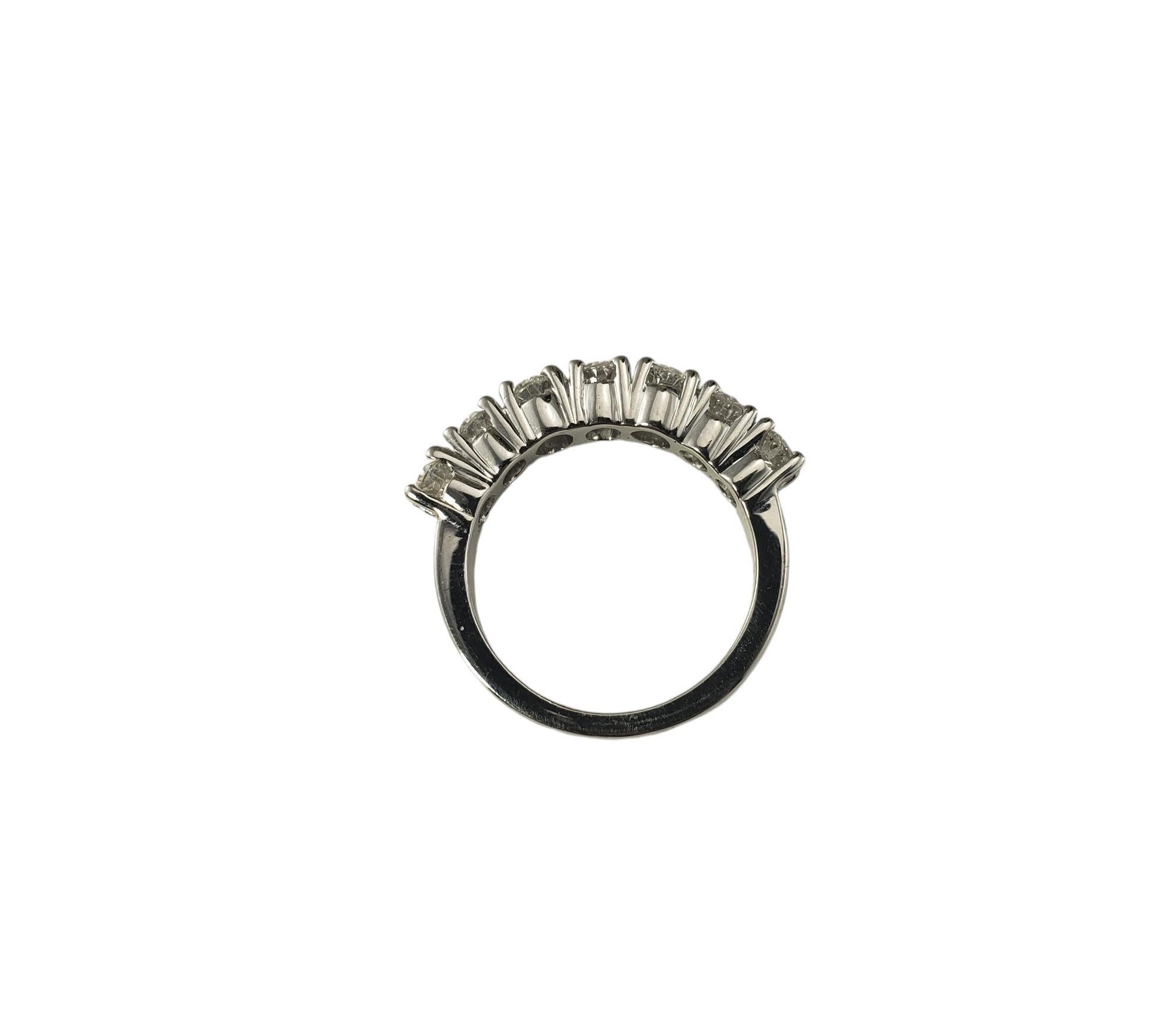 14 Karat Weißgold Ovaler Diamant-Hochzeitsring Größe 6,5 #18657 Damen im Angebot