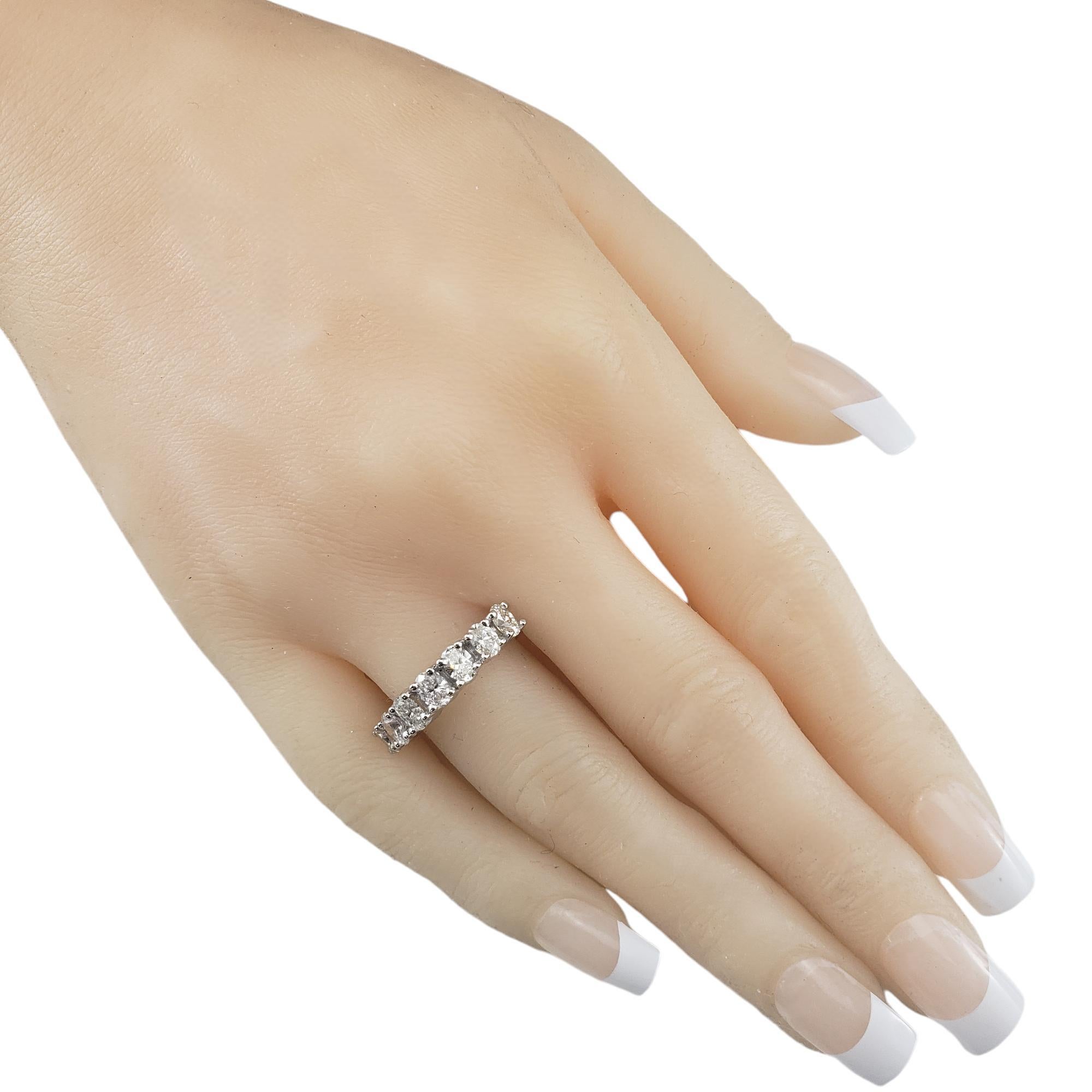 14 Karat Weißgold Ovaler Diamant-Hochzeitsring Größe 6,5 #18657 im Angebot 1