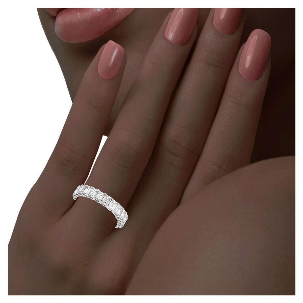 For Sale:  14 Karat White Gold Oval Eternity Diamond Ring '3 Carat' 4