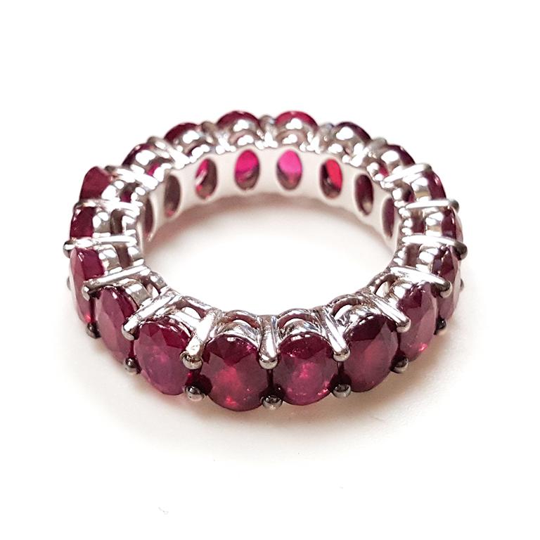 14 Karat White Gold Oval Ruby Eternity Band For Sale at 1stDibs | ruby
