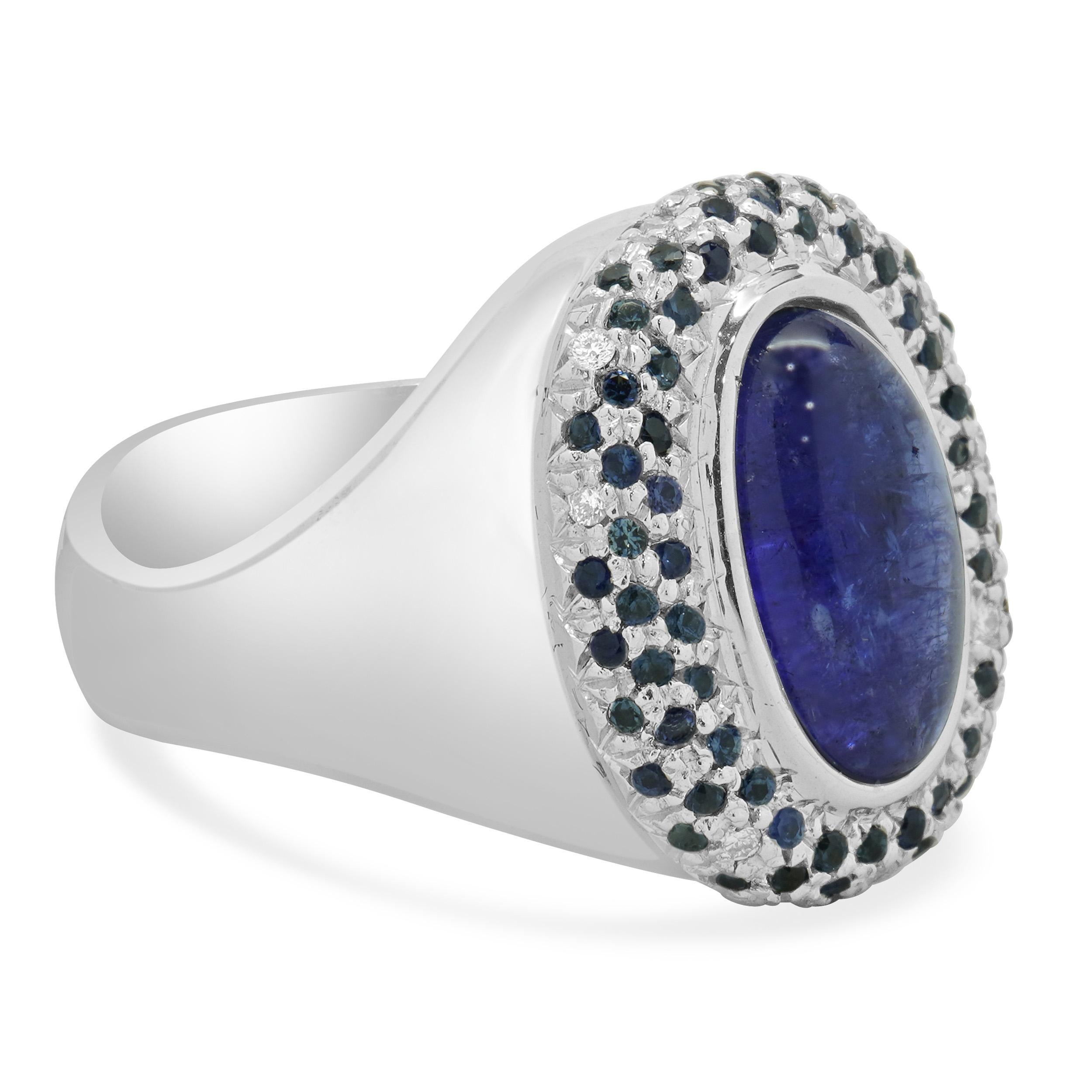 14 Karat Weißgold Ovaler Tansanit-Cabochon, Saphir und Diamant-Cocktailring im Zustand „Hervorragend“ im Angebot in Scottsdale, AZ