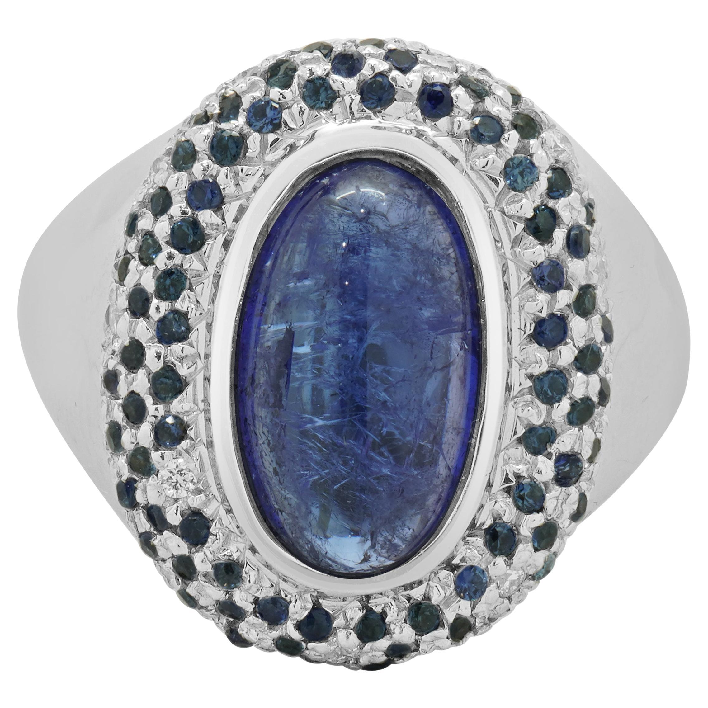 14 Karat Weißgold Ovaler Tansanit-Cabochon, Saphir und Diamant-Cocktailring