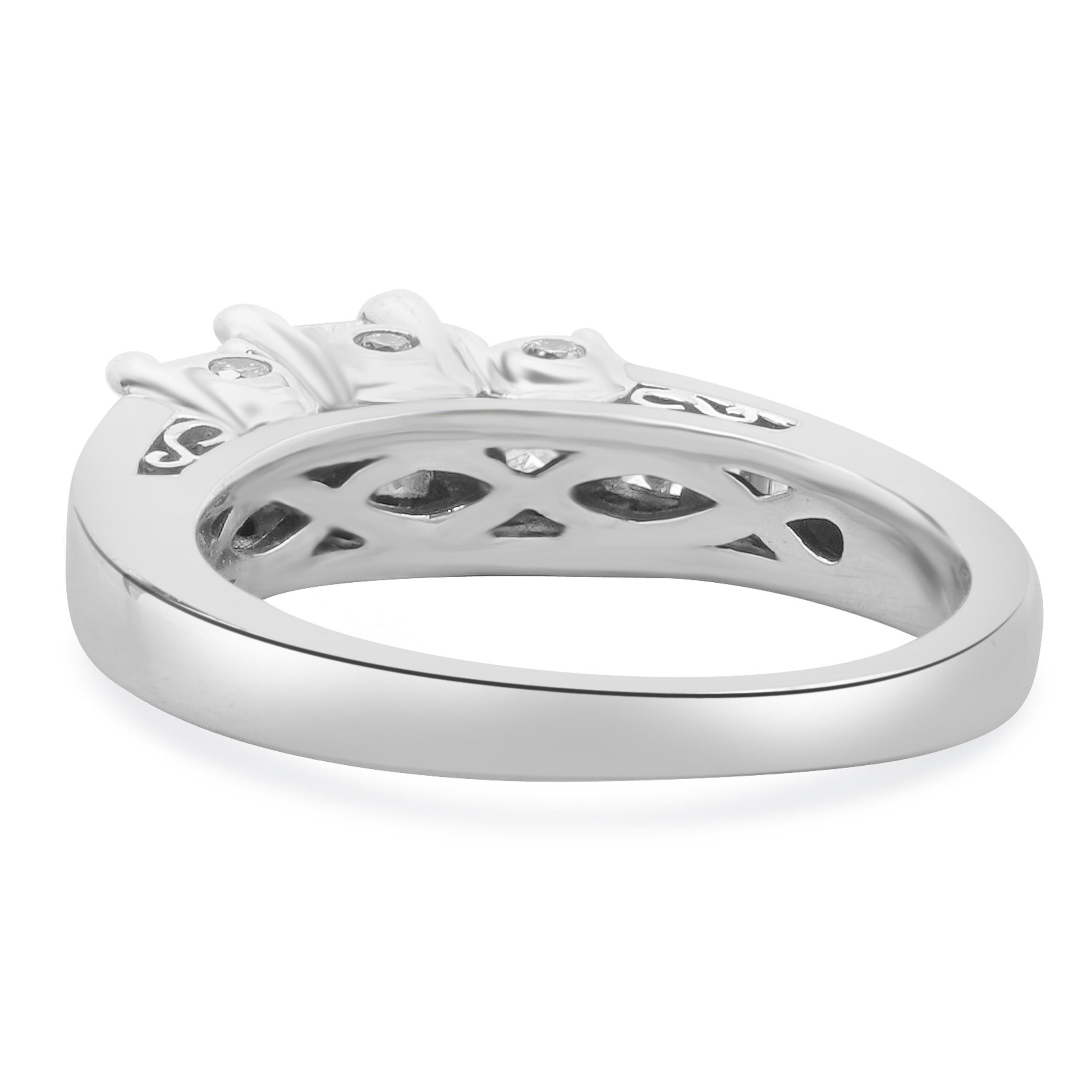 14 Karat White Gold Past, Present, Future Diamond Engagement Ring In Excellent Condition For Sale In Scottsdale, AZ