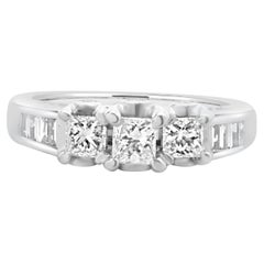 Anillo de compromiso de diamantes de oro blanco de 14 quilates Pasado, presente y futuro