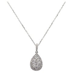 Collier pendentif en forme de goutte en or blanc 14 carats avec diamants pavés