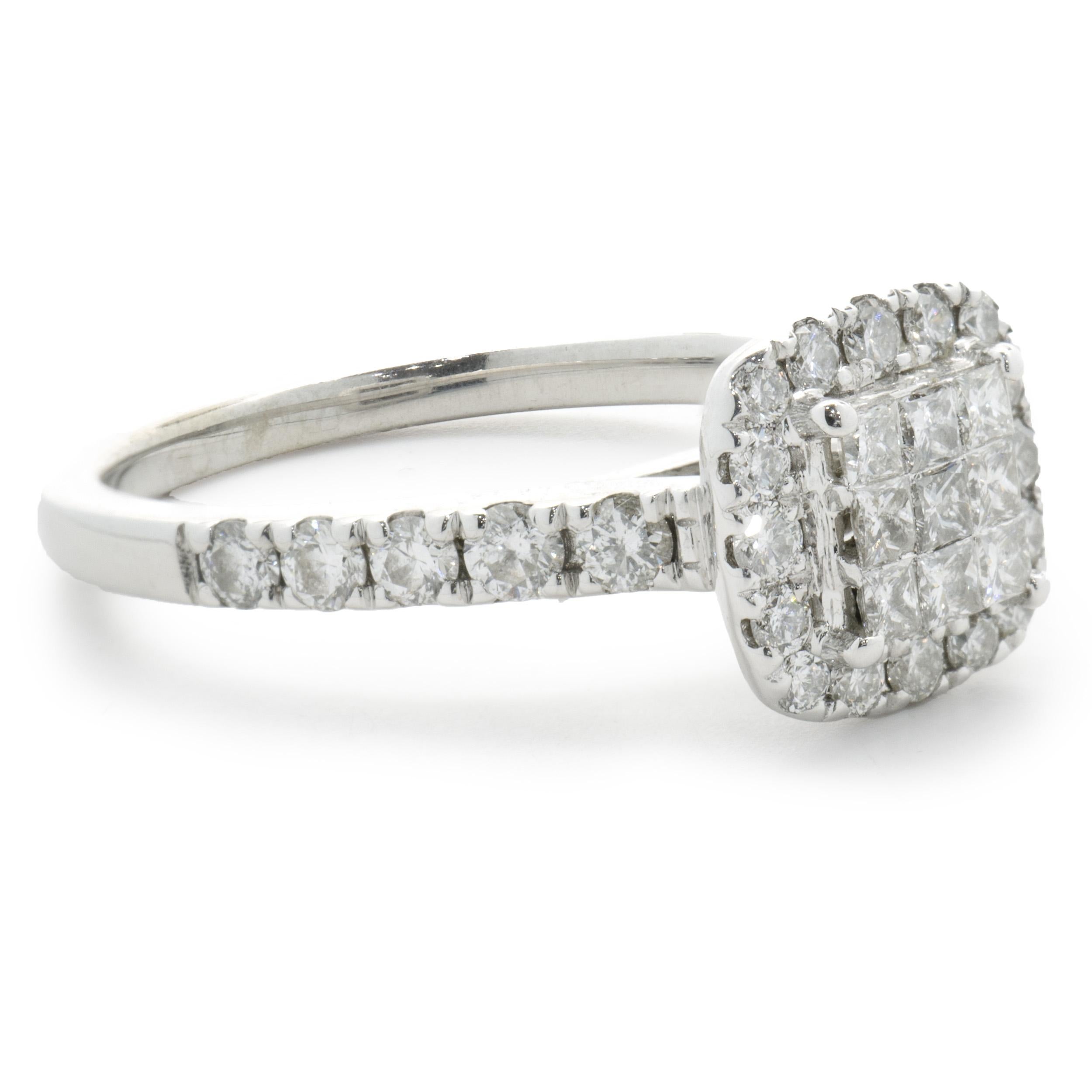 Bague de fiançailles en or blanc 14 carats pavé de diamants Excellent état - En vente à Scottsdale, AZ