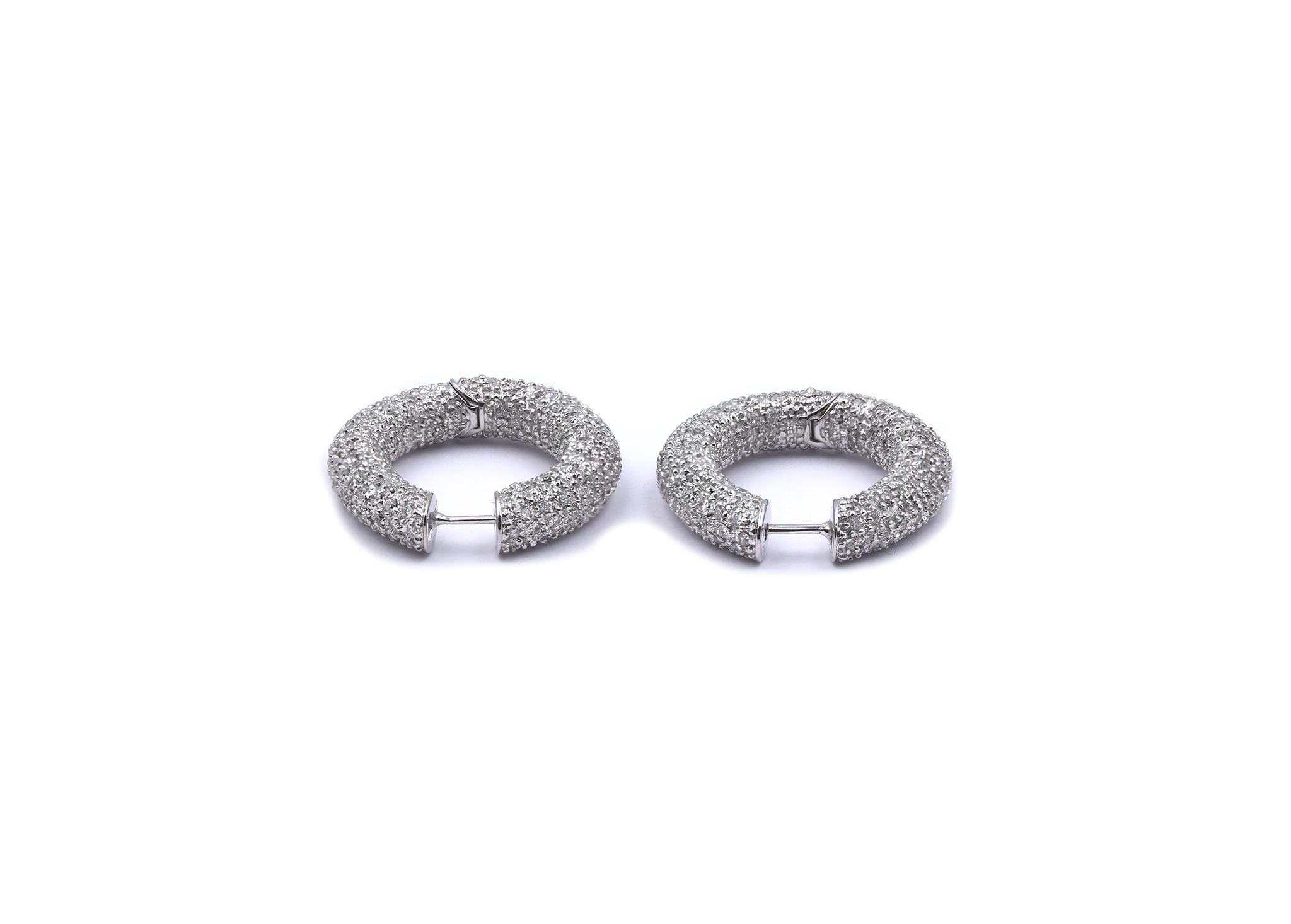 14 Karat White Gold Pave Diamond Hoop Earrings In Excellent Condition In Scottsdale, AZ