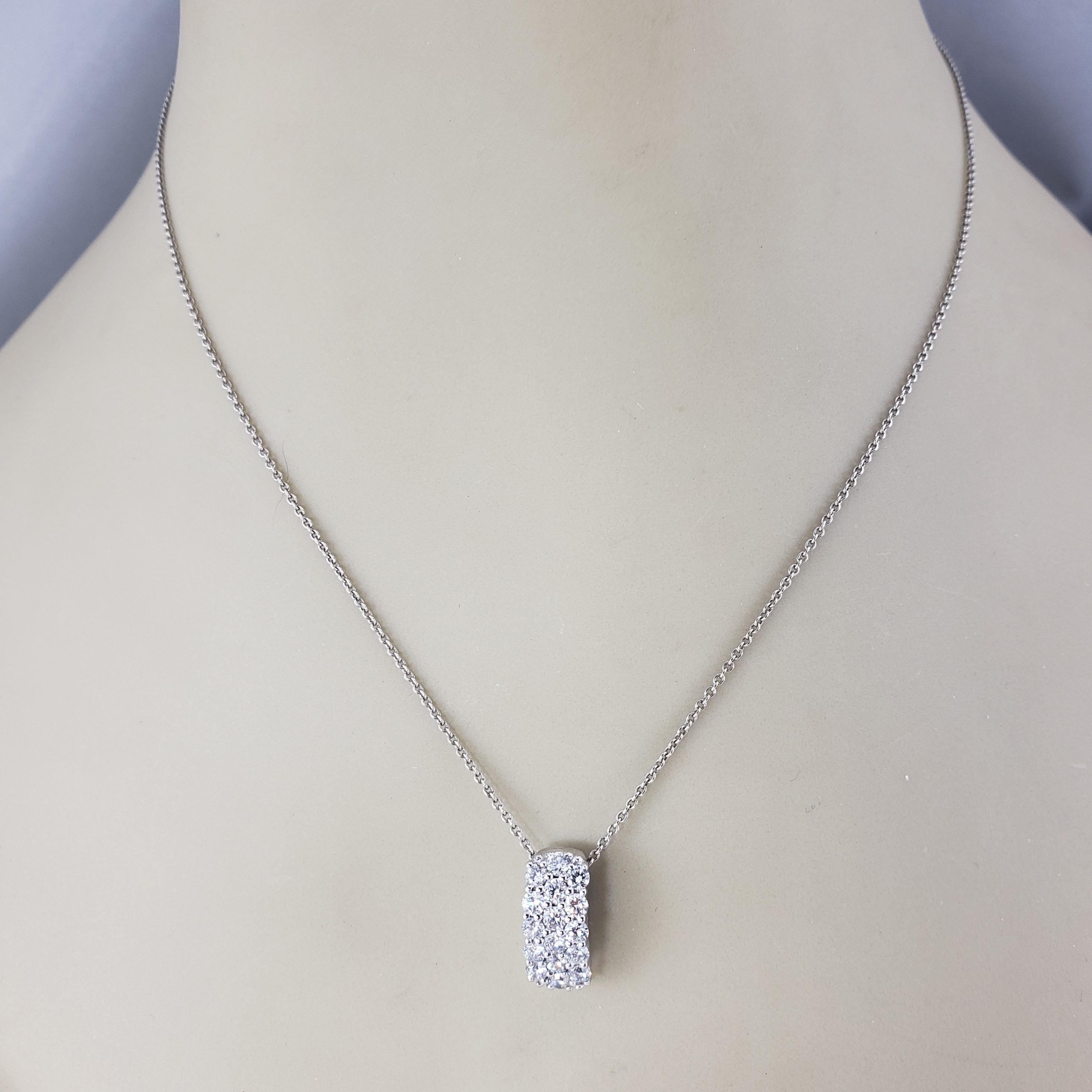 Ciondolo a scorrimento con diamanti in pavé in oro bianco 14 carati #19557 in vendita 1