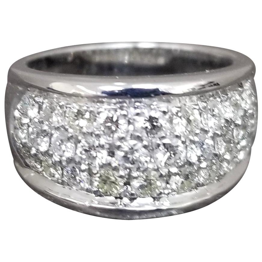 14 Karat White Gold Pave Diamond Wedding Ring For Sale