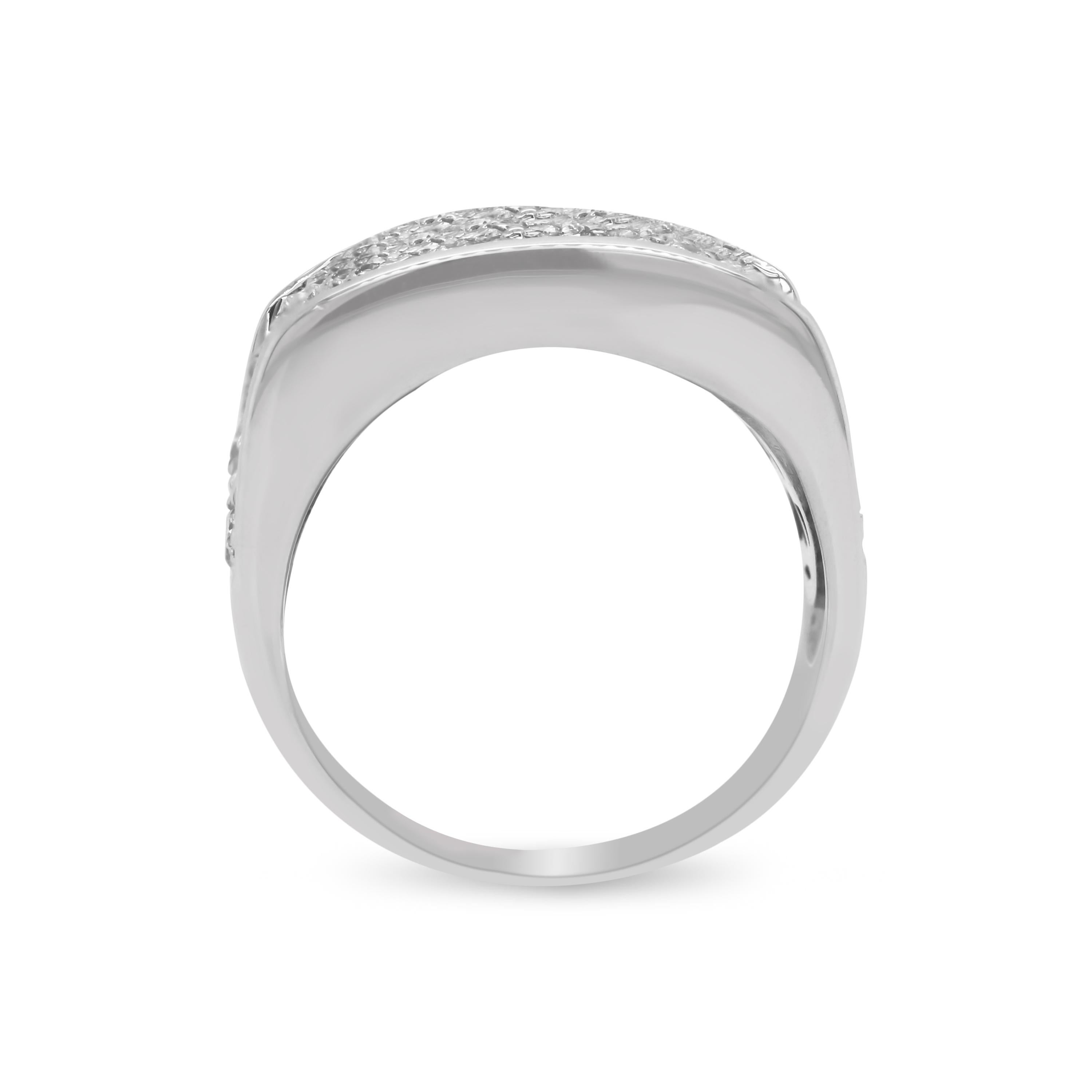 Round Cut 14 Karat White Gold Pavé Set Diamonds Dome Ring