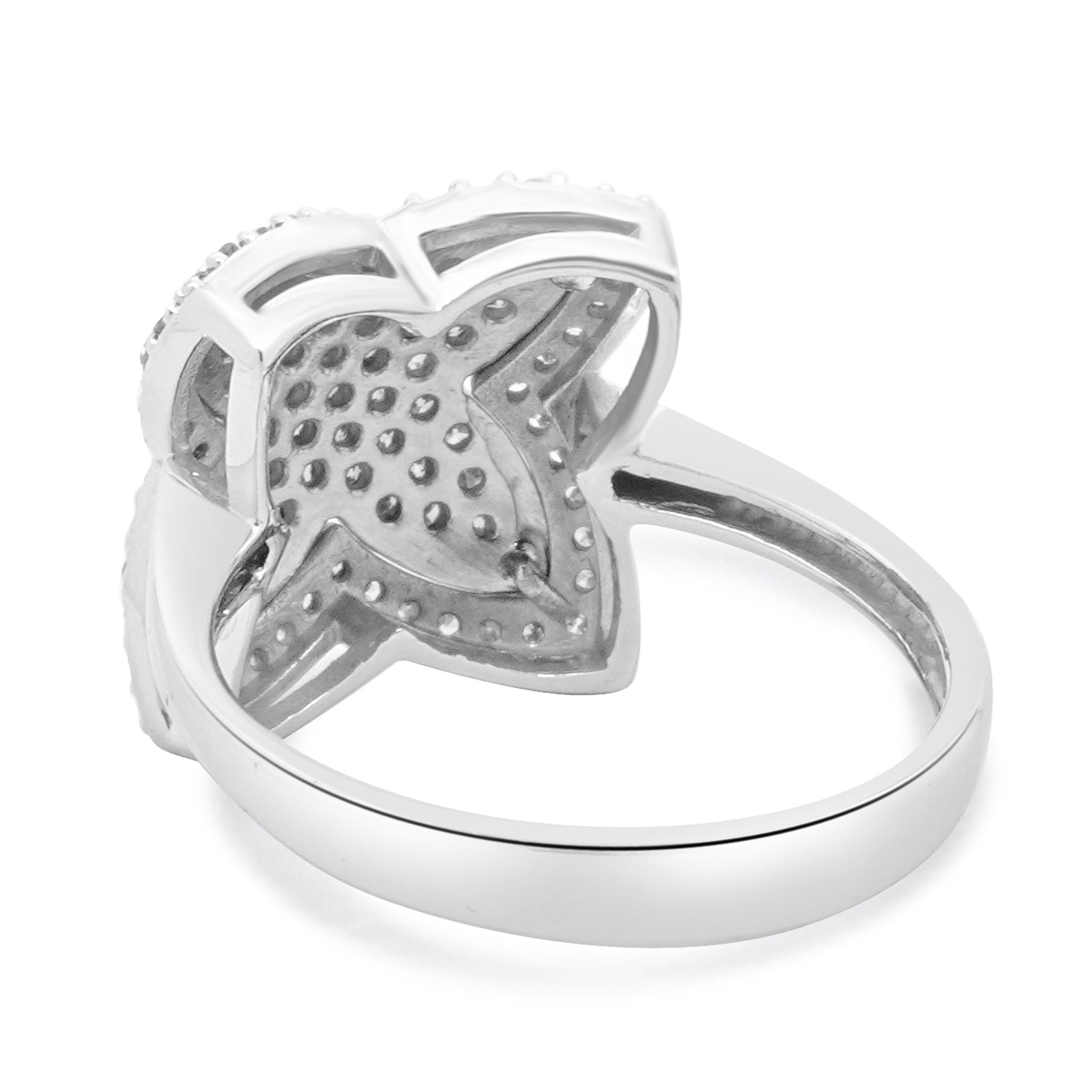 Bague étoile en or blanc 14 carats pavée de diamants blancs et chocolatés Excellent état - En vente à Scottsdale, AZ