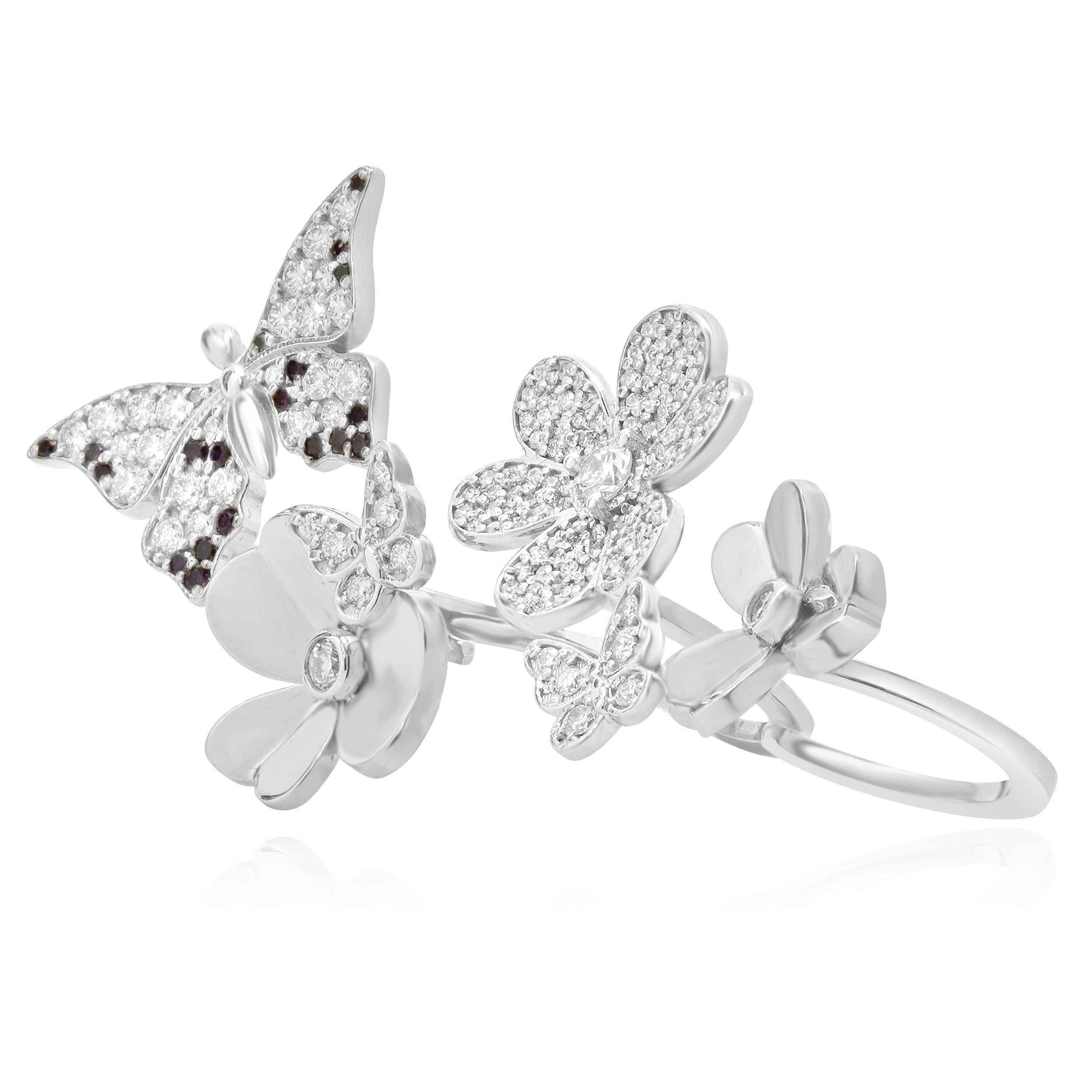 Taille ronde Bague papillon et fleur à trois doigts en or pavé de diamants blancs et violets 14 carats en vente
