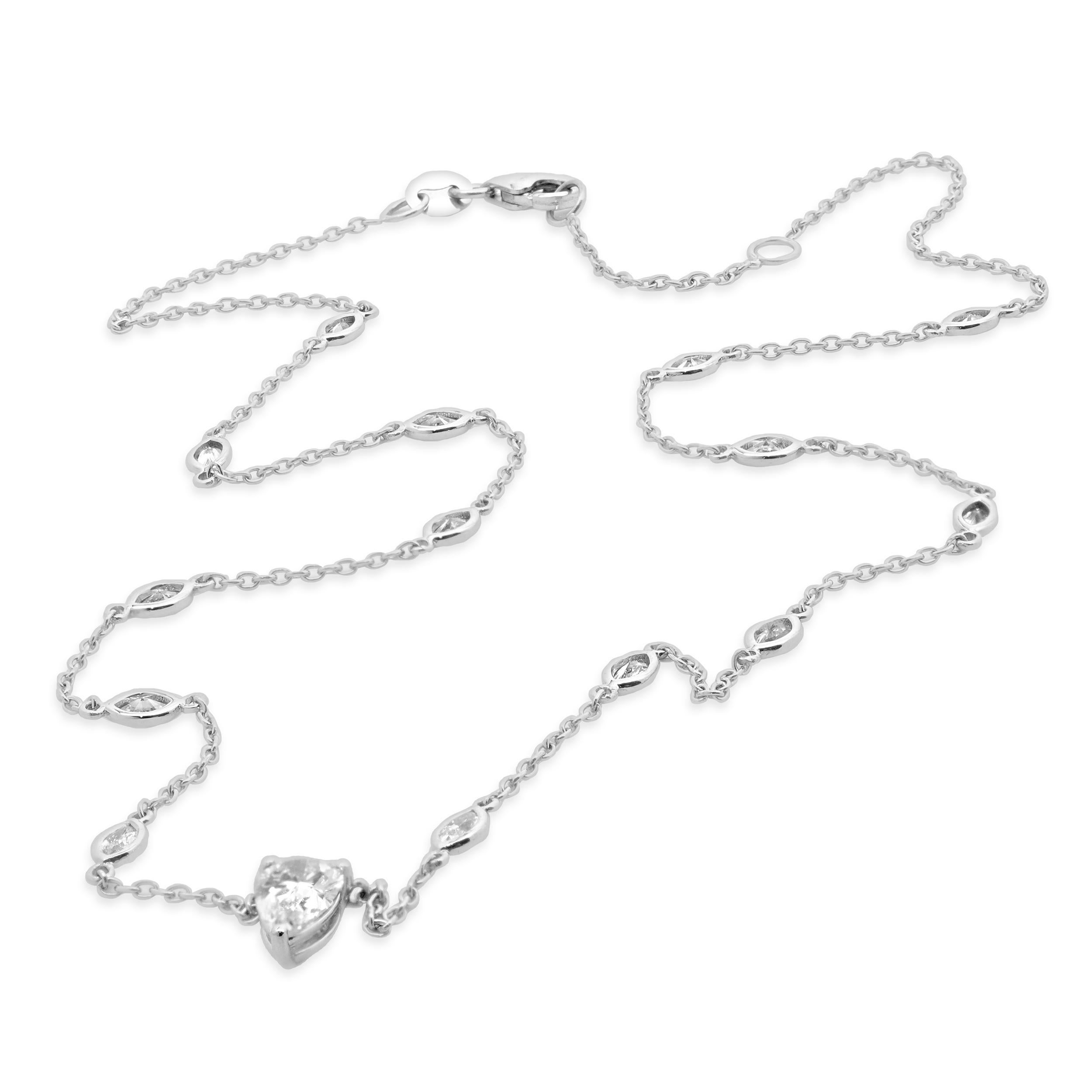 14 Karat White Gold Pear and Marquise Diamond Station Necklace In condizioni ottime in vendita a Scottsdale, AZ
