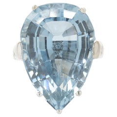 14 Karat White Gold Pear Aquamarine and Diamond Fashion Ring