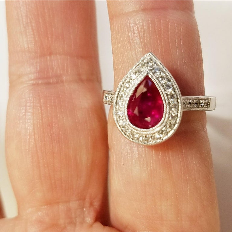 Contemporary 14 Karat White Gold Pear Cut Ruby and Diamond Ring For Sale