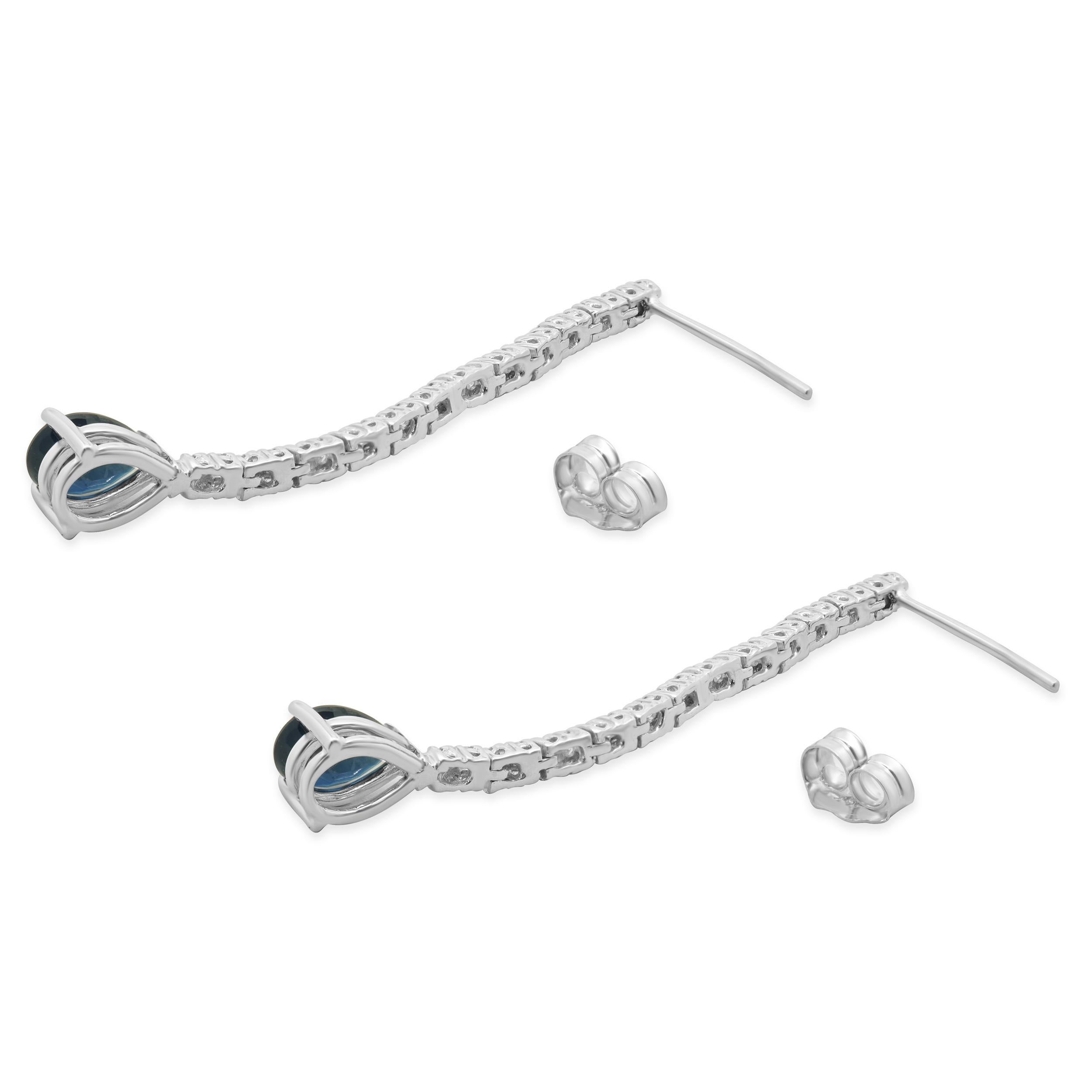 Pendientes de Gota de Zafiro Corte Pera y Diamante en Oro Blanco de 14 Kilates en Excelente estado para la venta en Scottsdale, AZ