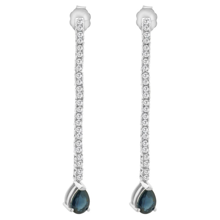 Orecchini A Goccia In Oro Bianco 14kt Con Zaffiri E 24 Diamanti (0.27 Ct, Colore G, Purezza SI)