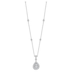 Collana a grappolo con diamanti e pera in oro bianco 14 carati