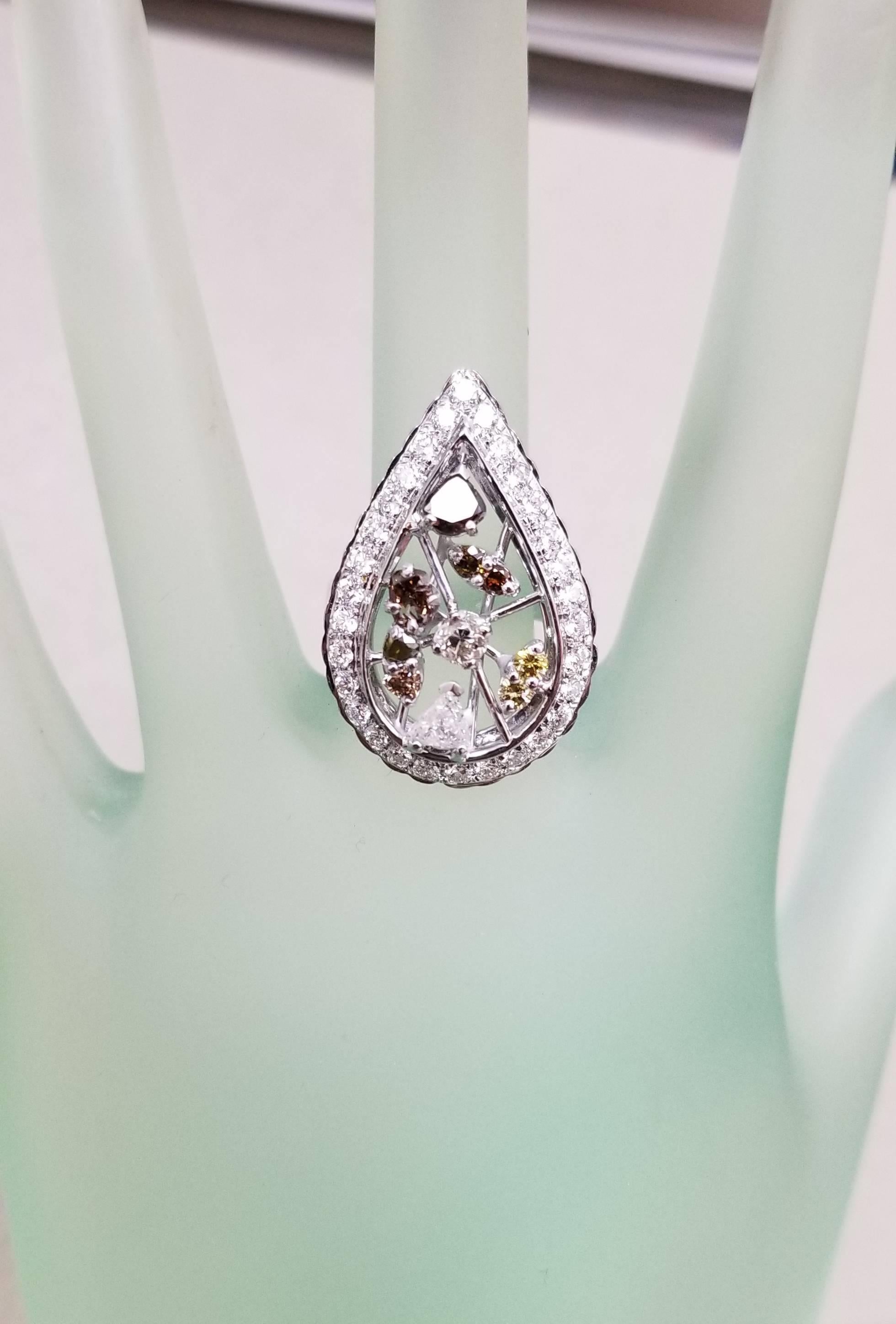 Women's or Men's 14 Karat White Gold Pear Shape Ring with Natural Diamonds