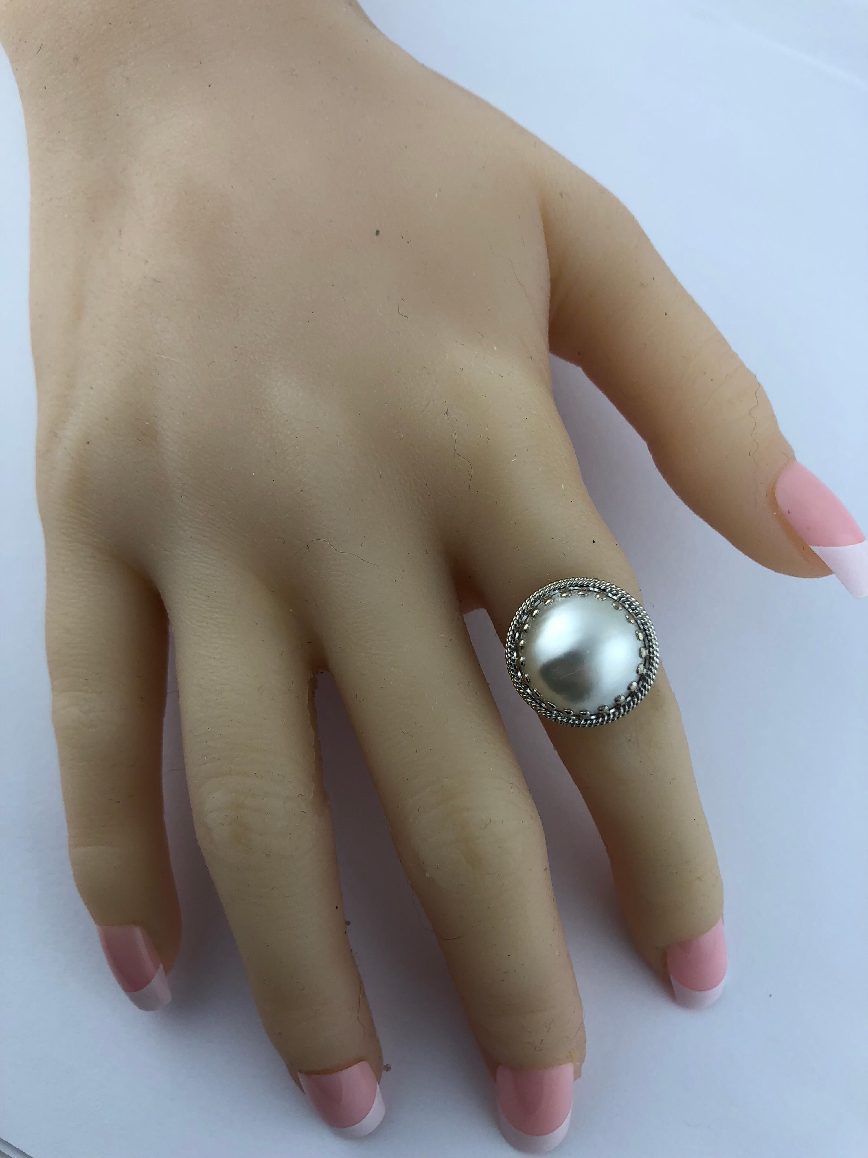 14 Karat White Gold Pearl Ring 2