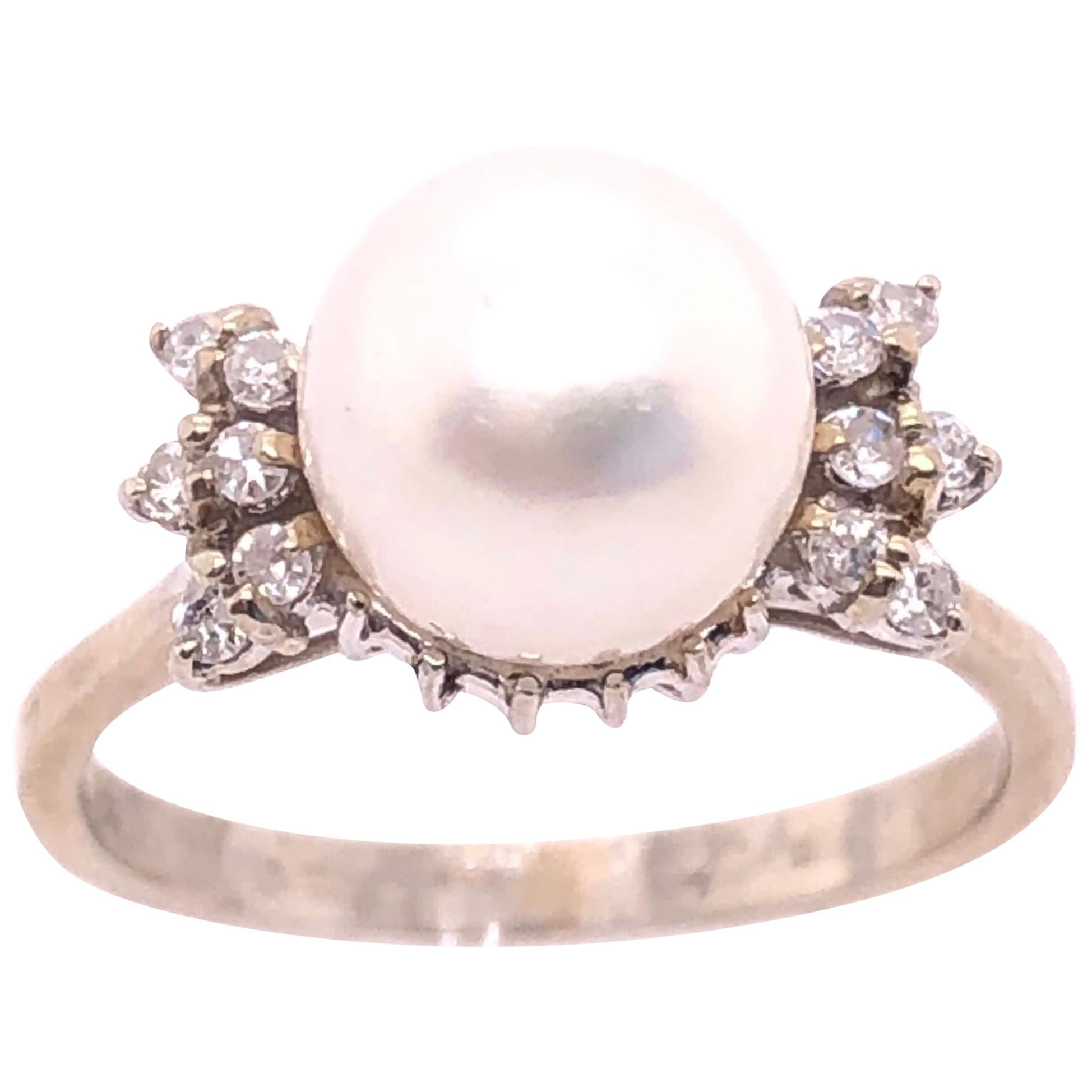 14 Karat White Gold Pearl Solitaire with Diamond Accents Ring For Sale