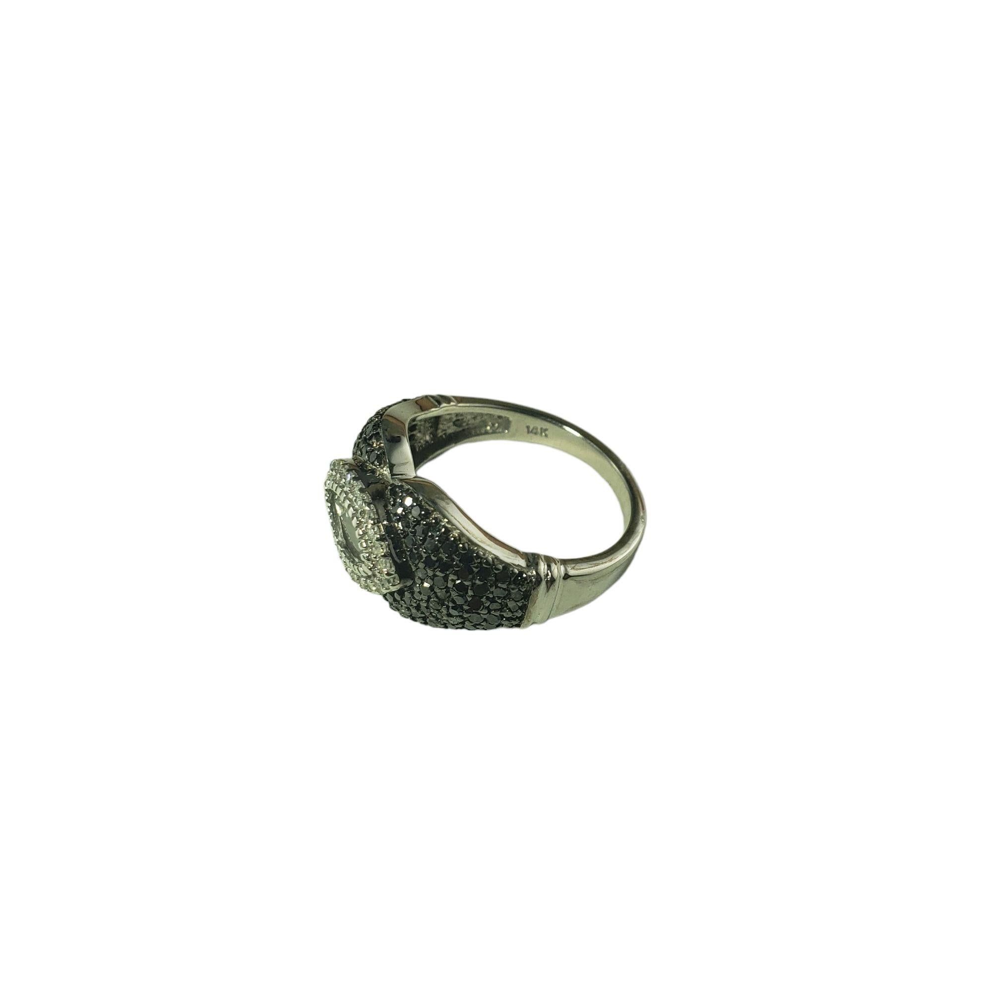 Round Cut  14 Karat White Gold Prasiolite and Diamond Ring Size 6 #14603 For Sale