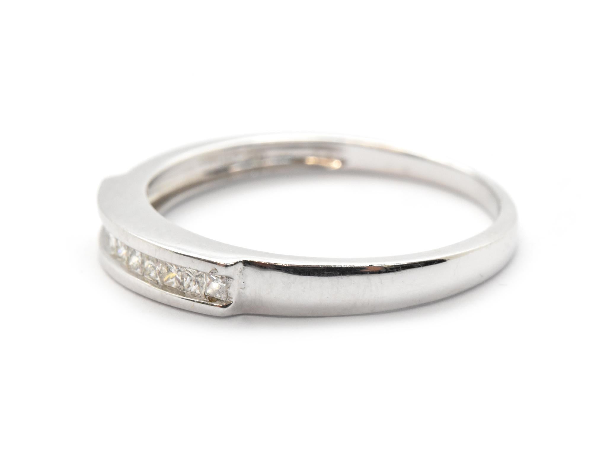 14 Karat White Gold Princess Cut 0.33 Carat Diamond Wedding Band In Excellent Condition For Sale In Scottsdale, AZ