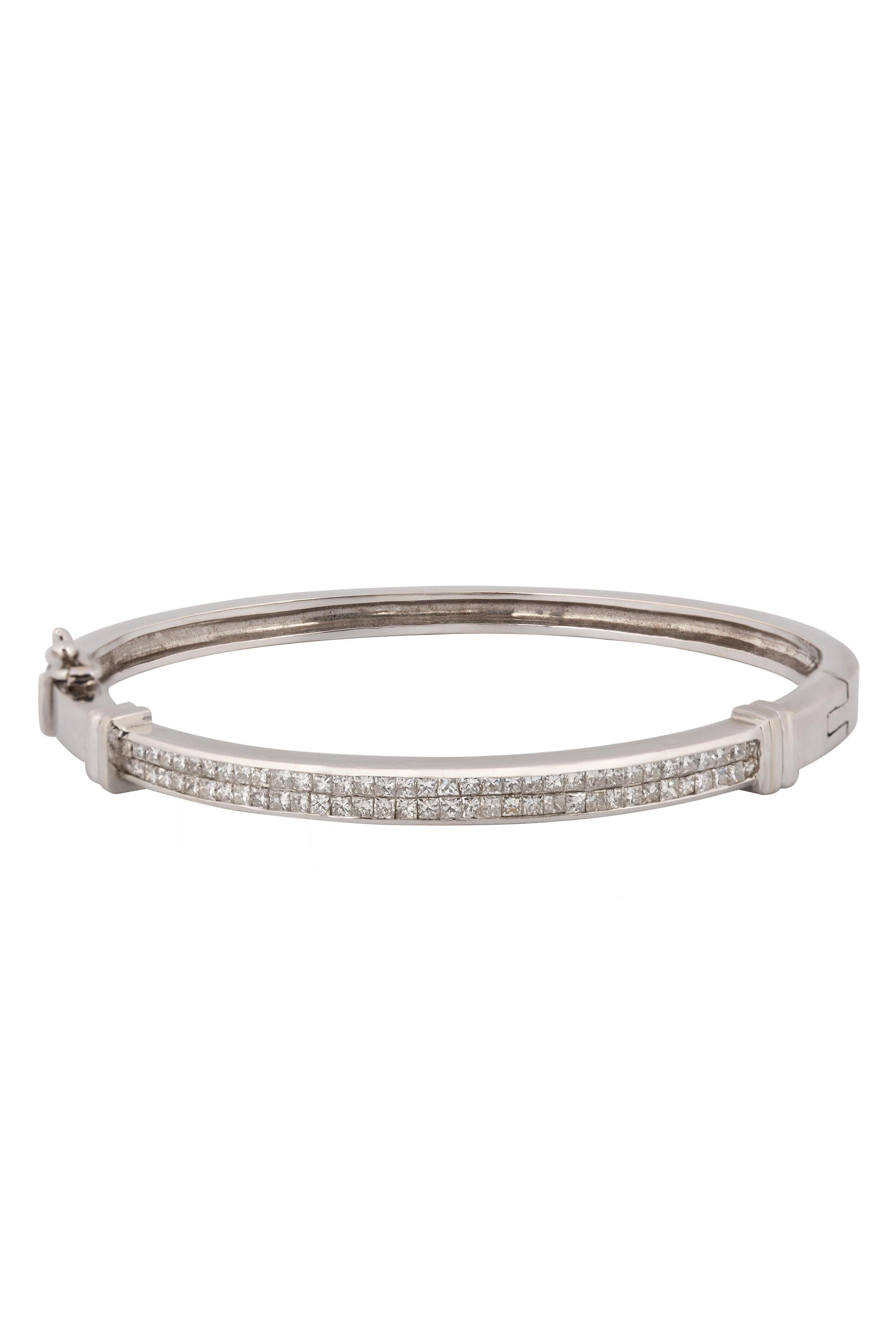 14 Karat White Gold Princess Cut Diamond Bangle Bracelet For Sale 3