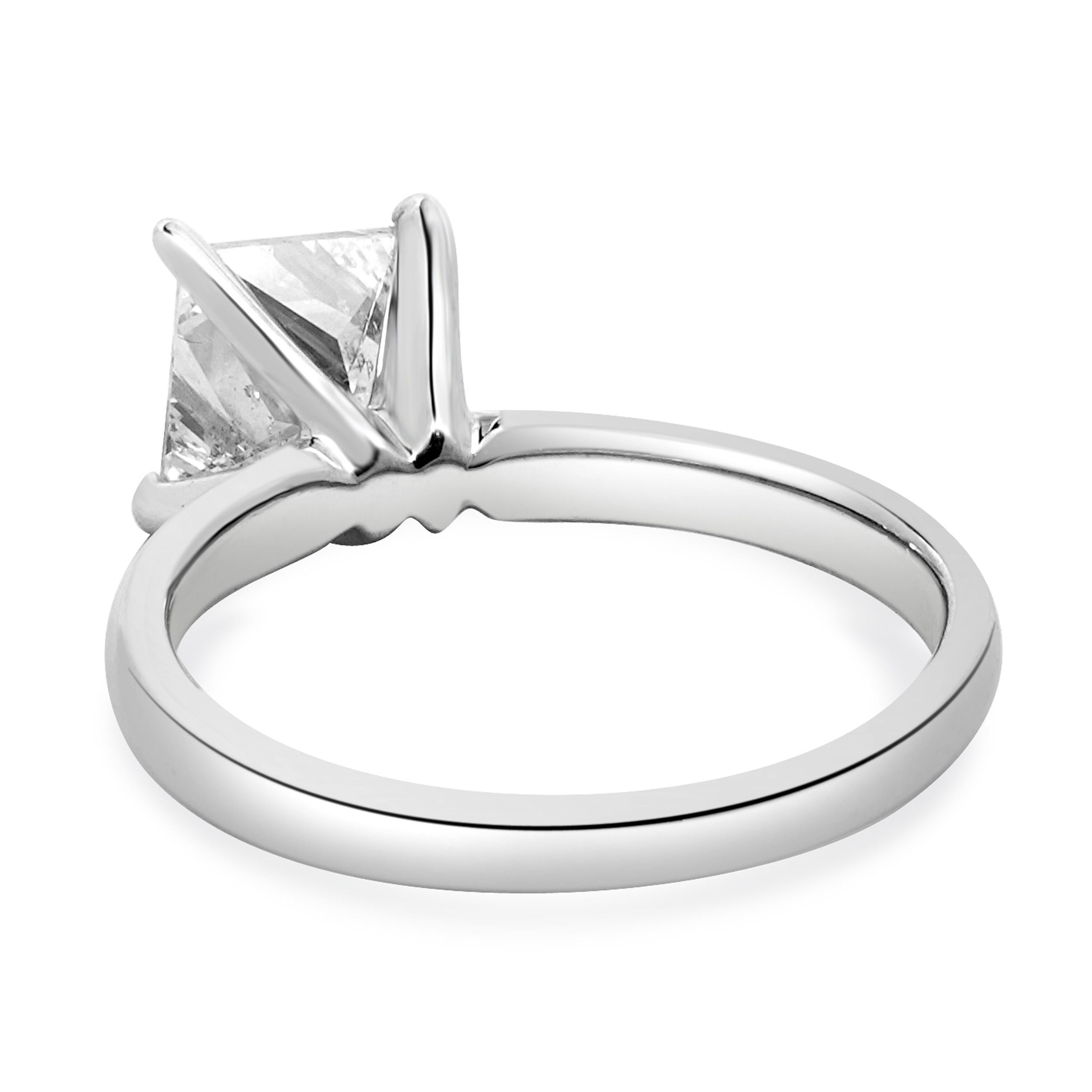 14 Karat White Gold Princess Cut Diamond Engagement Ring In Excellent Condition For Sale In Scottsdale, AZ