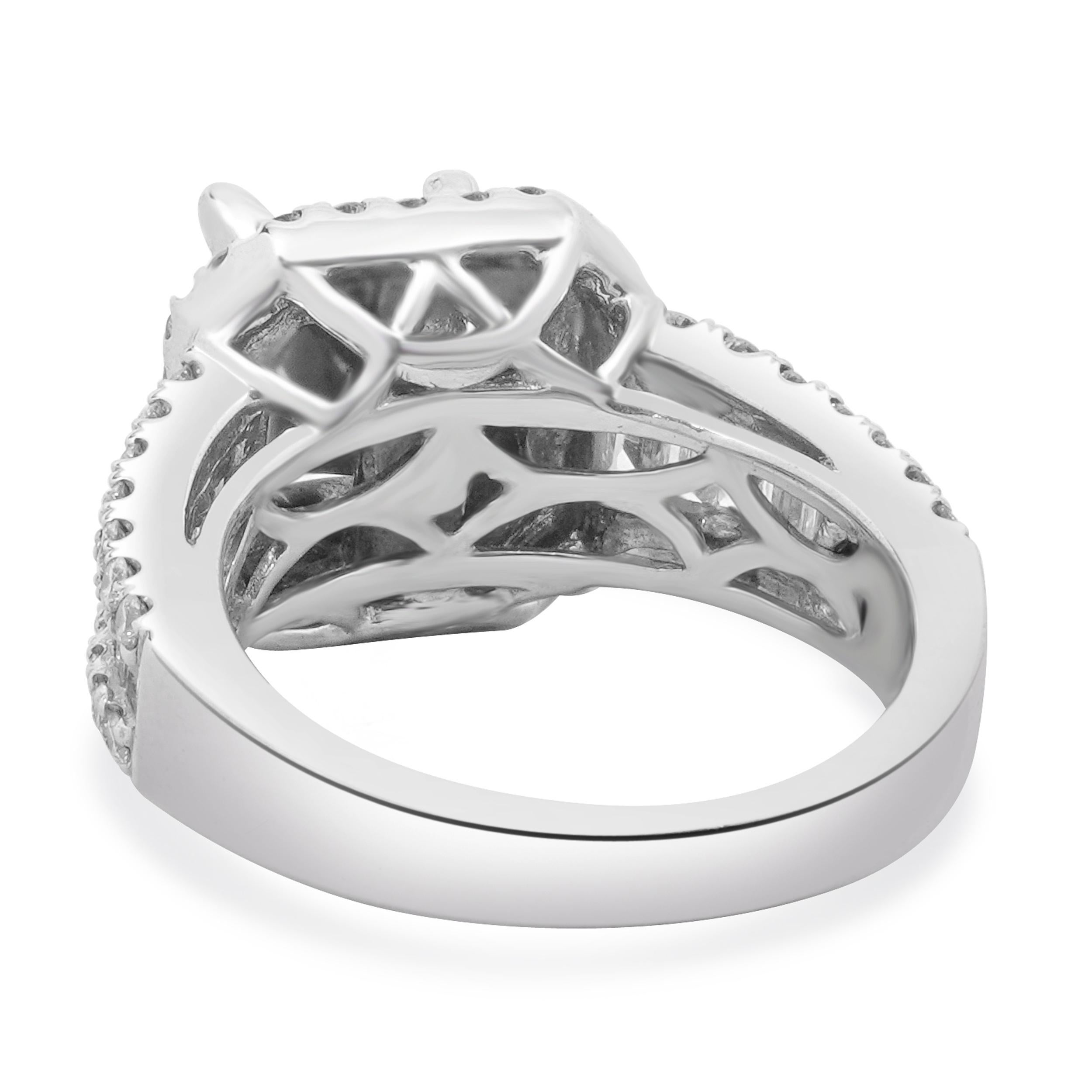 Taglio princess Anello di fidanzamento con diamante taglio principessa in oro bianco 14 carati in vendita
