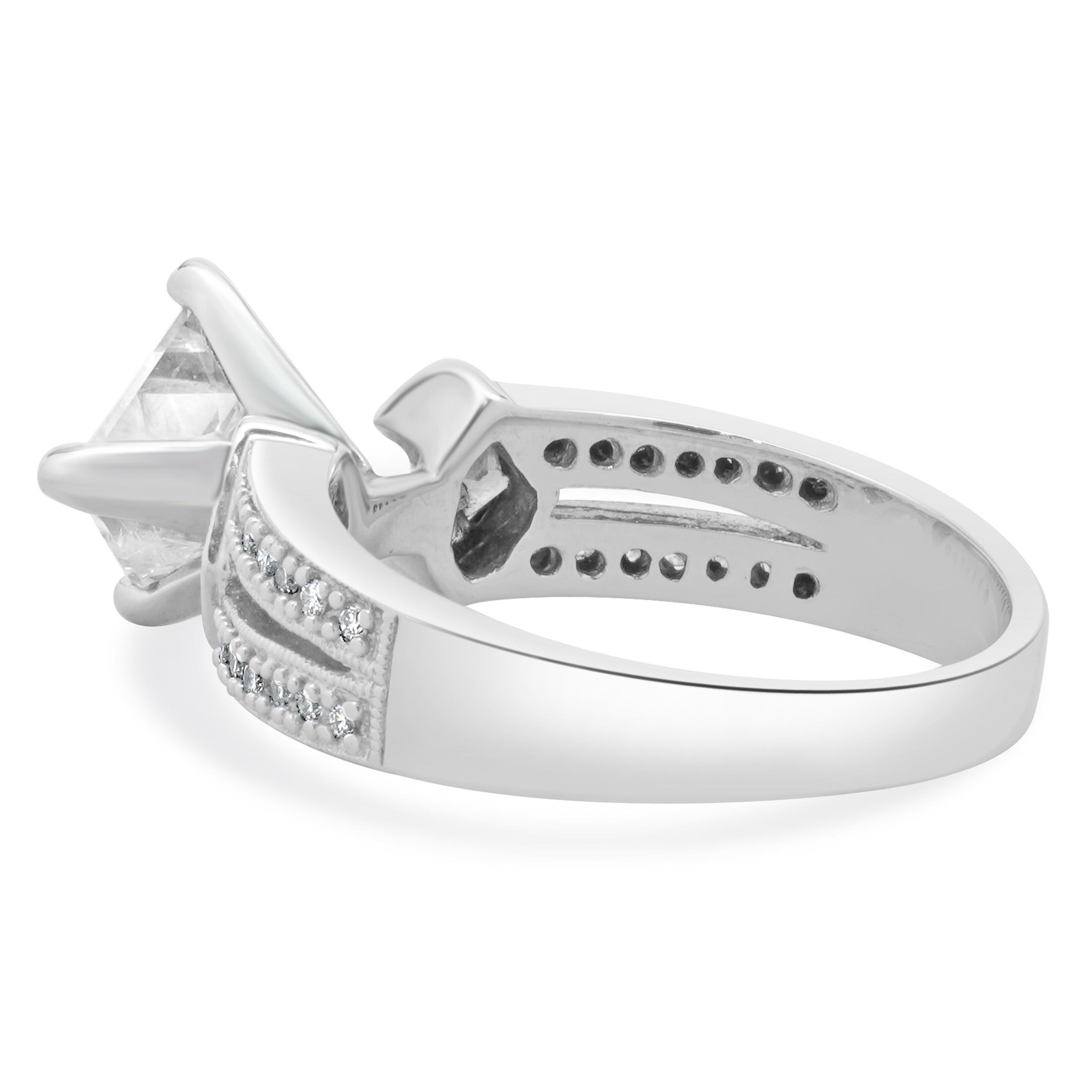 14 Karat White Gold Princess Cut Diamond Engagement Ring In Excellent Condition For Sale In Scottsdale, AZ