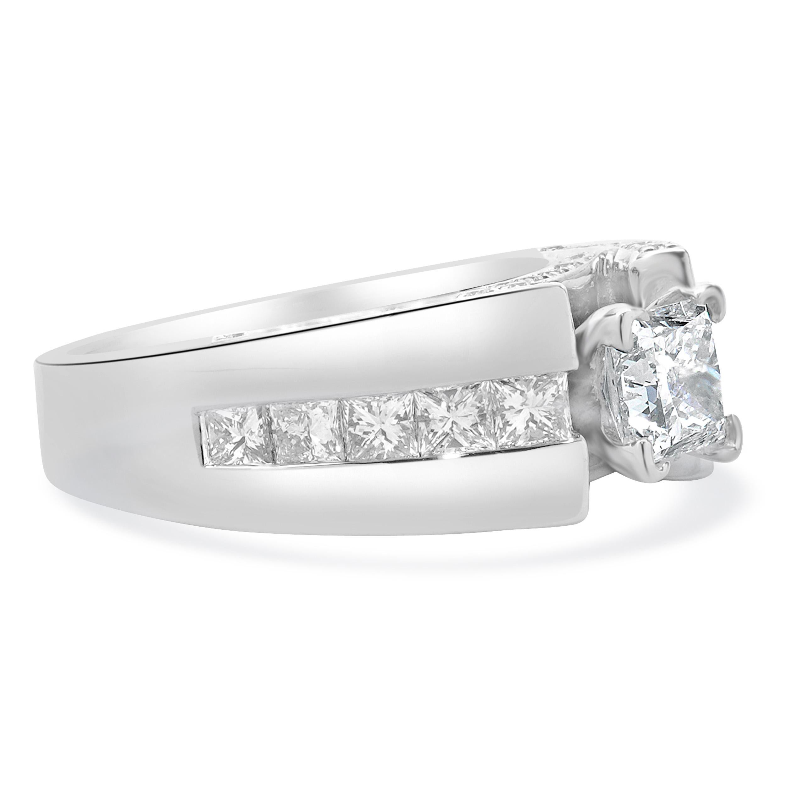 14 Karat White Gold Princess Cut Diamond Engagement Ring In Excellent Condition For Sale In Scottsdale, AZ