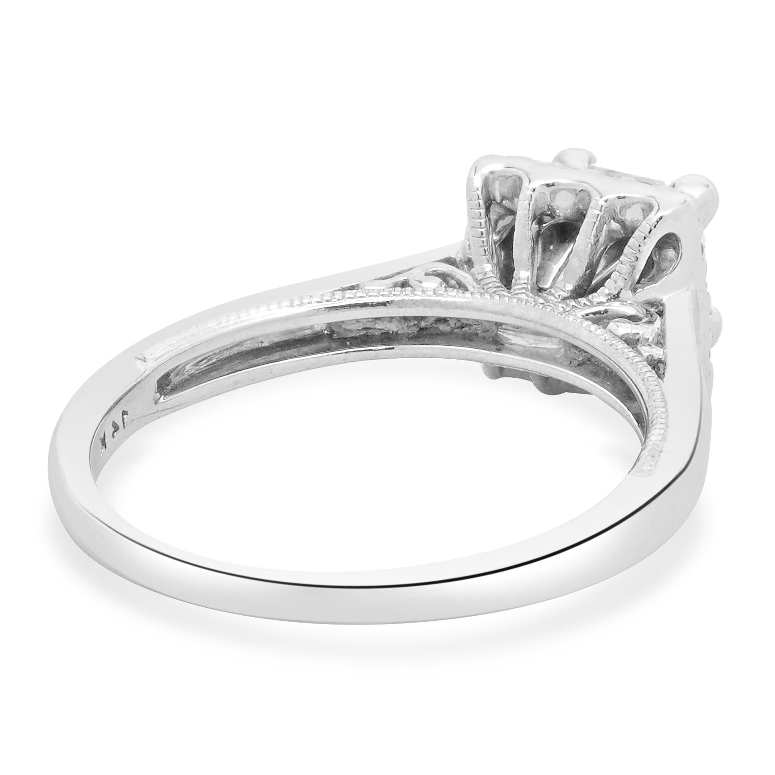 14 Karat White Gold Princess Cut Diamond Engagement Ring In Excellent Condition For Sale In Scottsdale, AZ