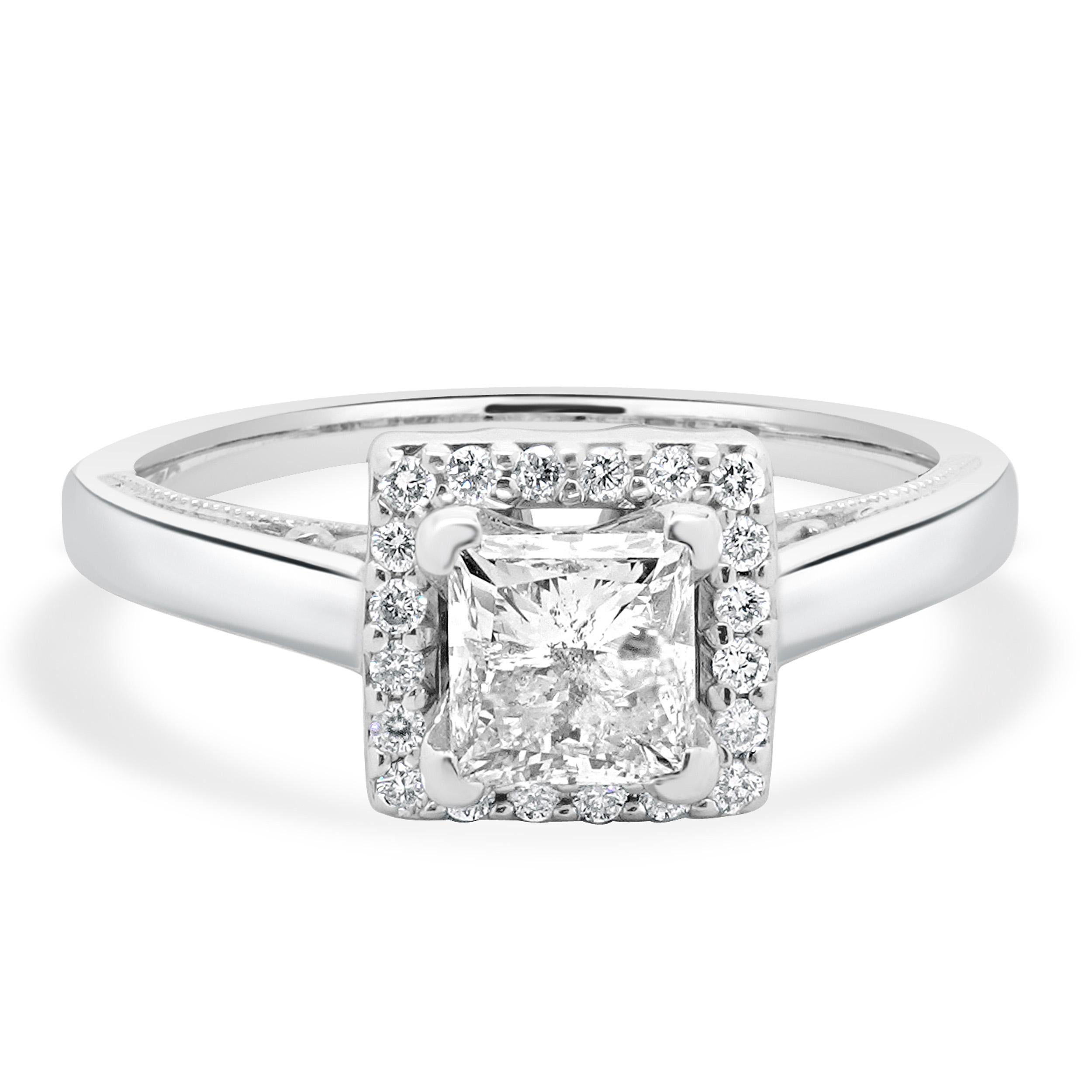 Women's or Men's 14 Karat White Gold Princess Cut Diamond Engagement Ring For Sale