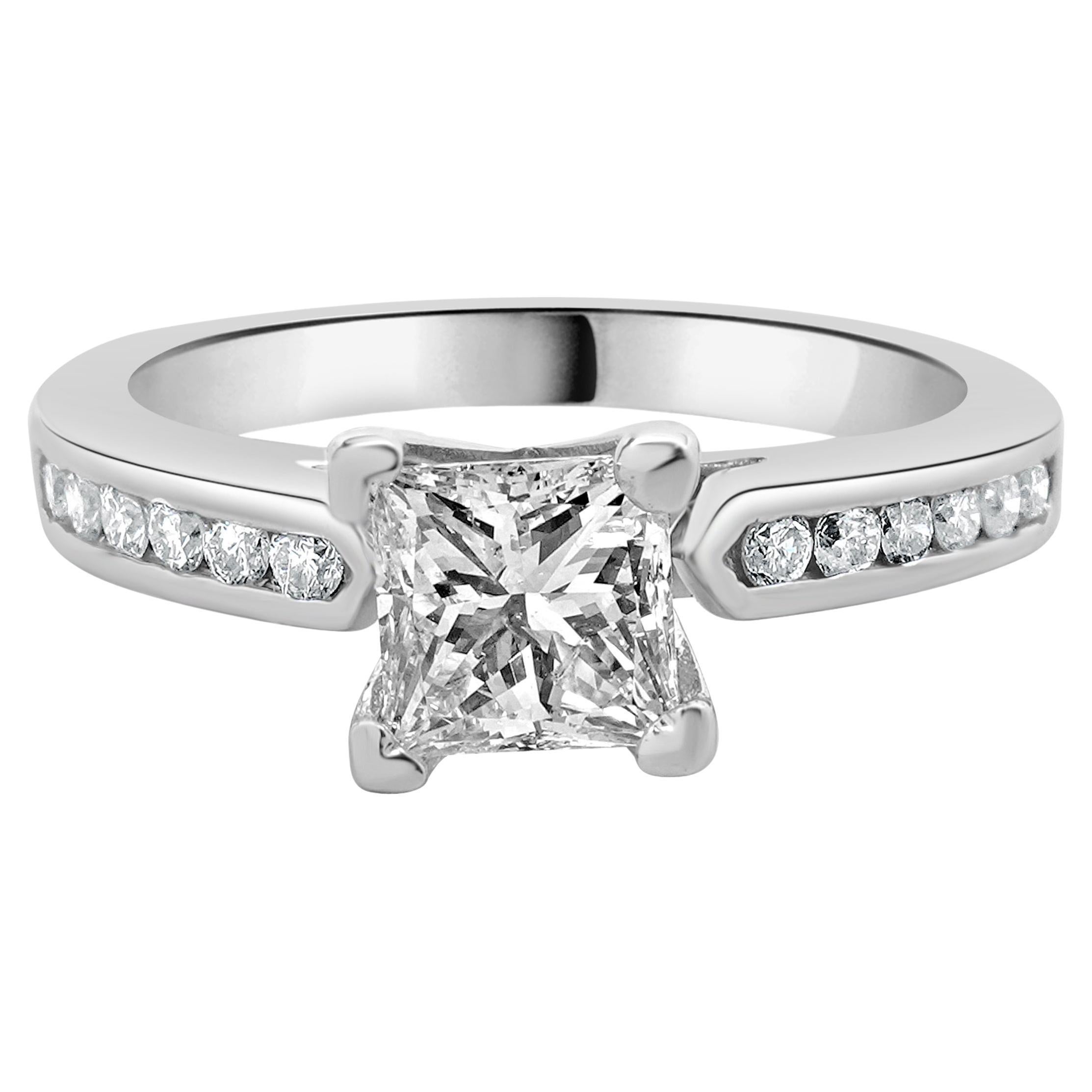 14 Karat White Gold Princess Cut Diamond Engagement Ring For Sale