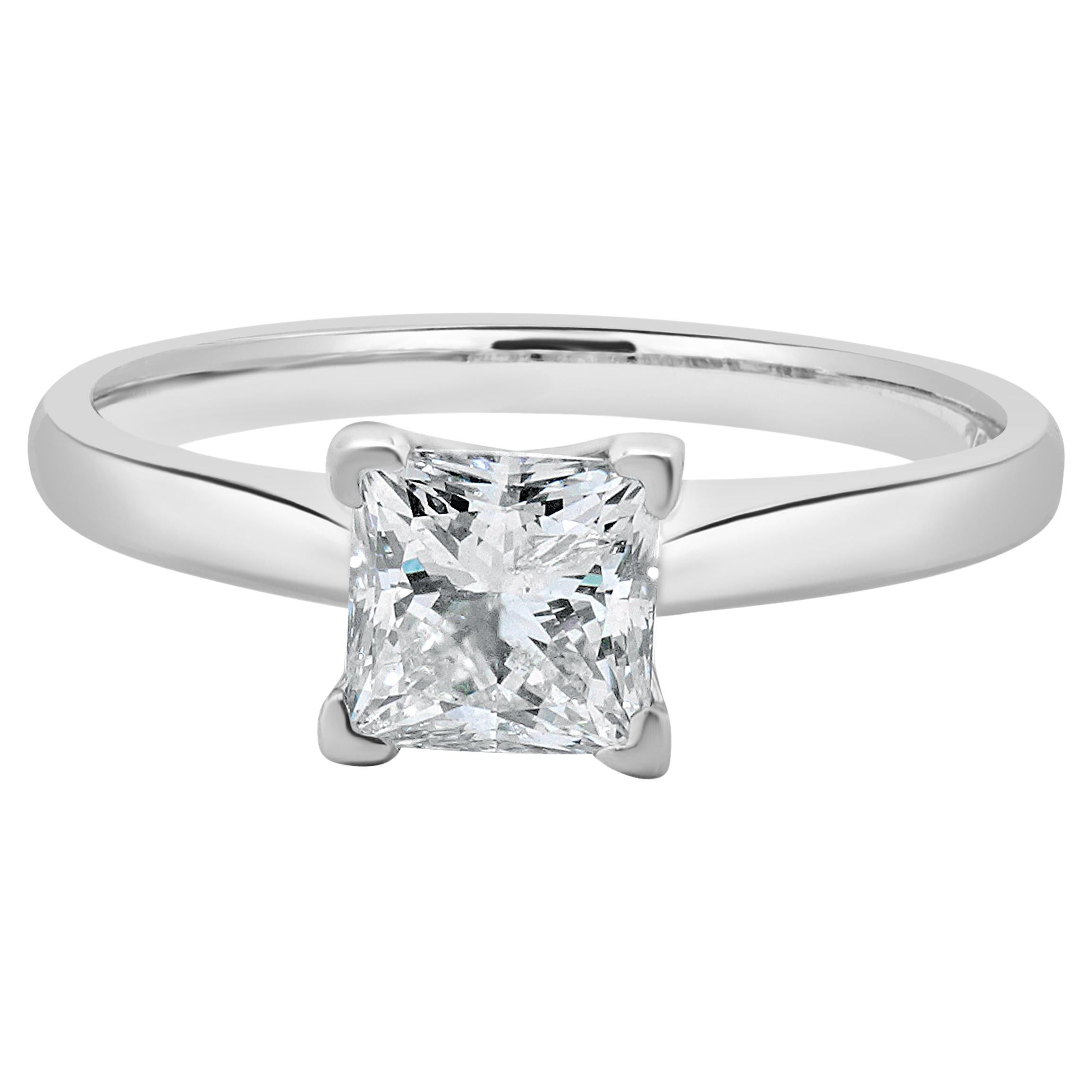 14 Karat White Gold Princess Cut Diamond Engagement Ring For Sale