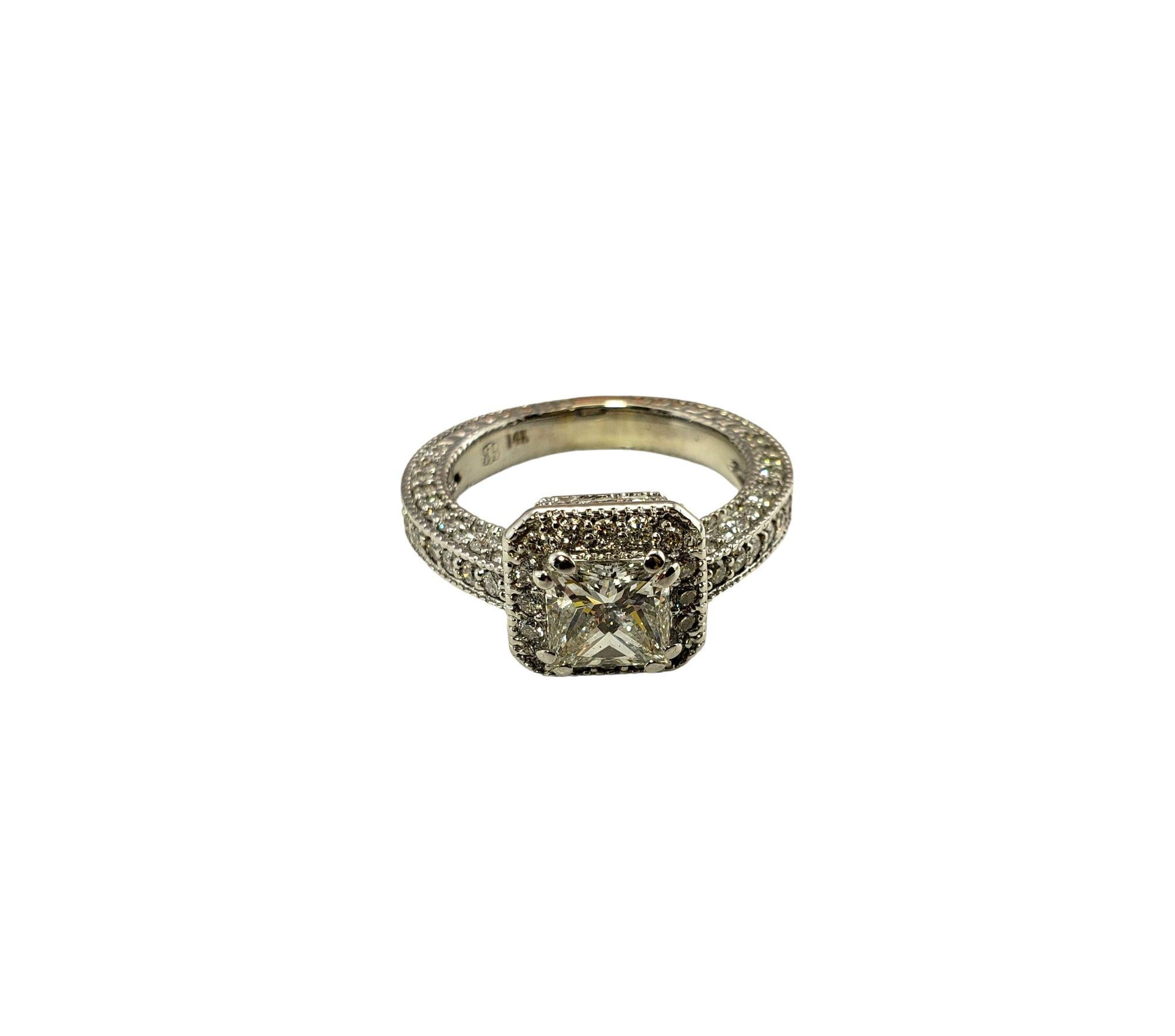 Women's 14 Karat White Gold Princess Cut Diamond Halo Engagement Ring For Sale