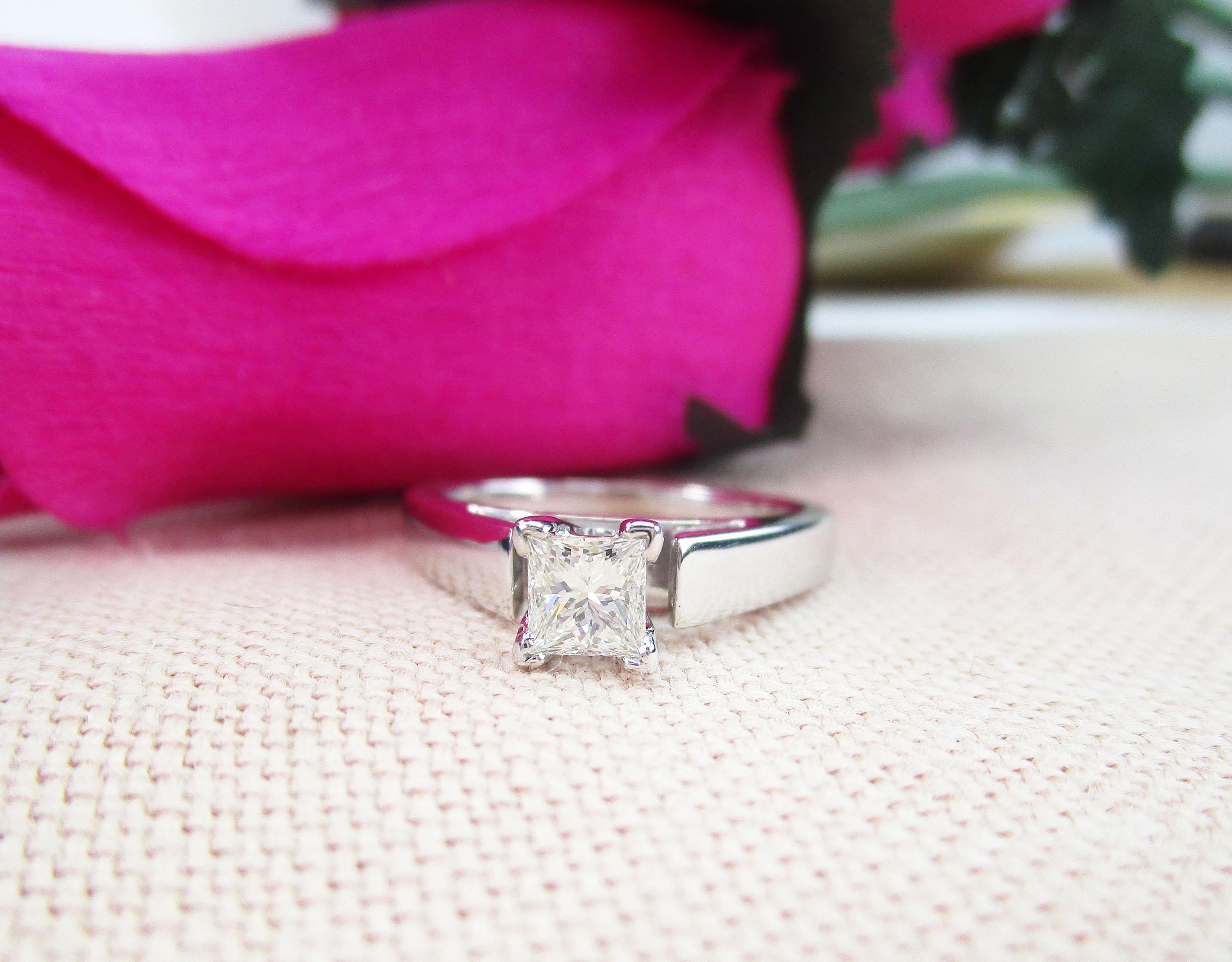 14 Karat White Gold Princess Cut Diamond Solitaire Engagement Ring For Sale 2