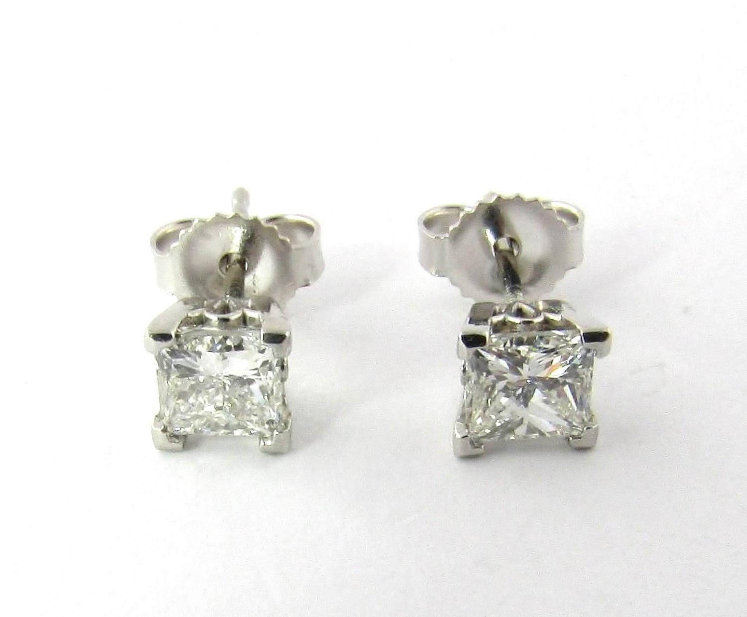 .80 ctw diamond stud earrings