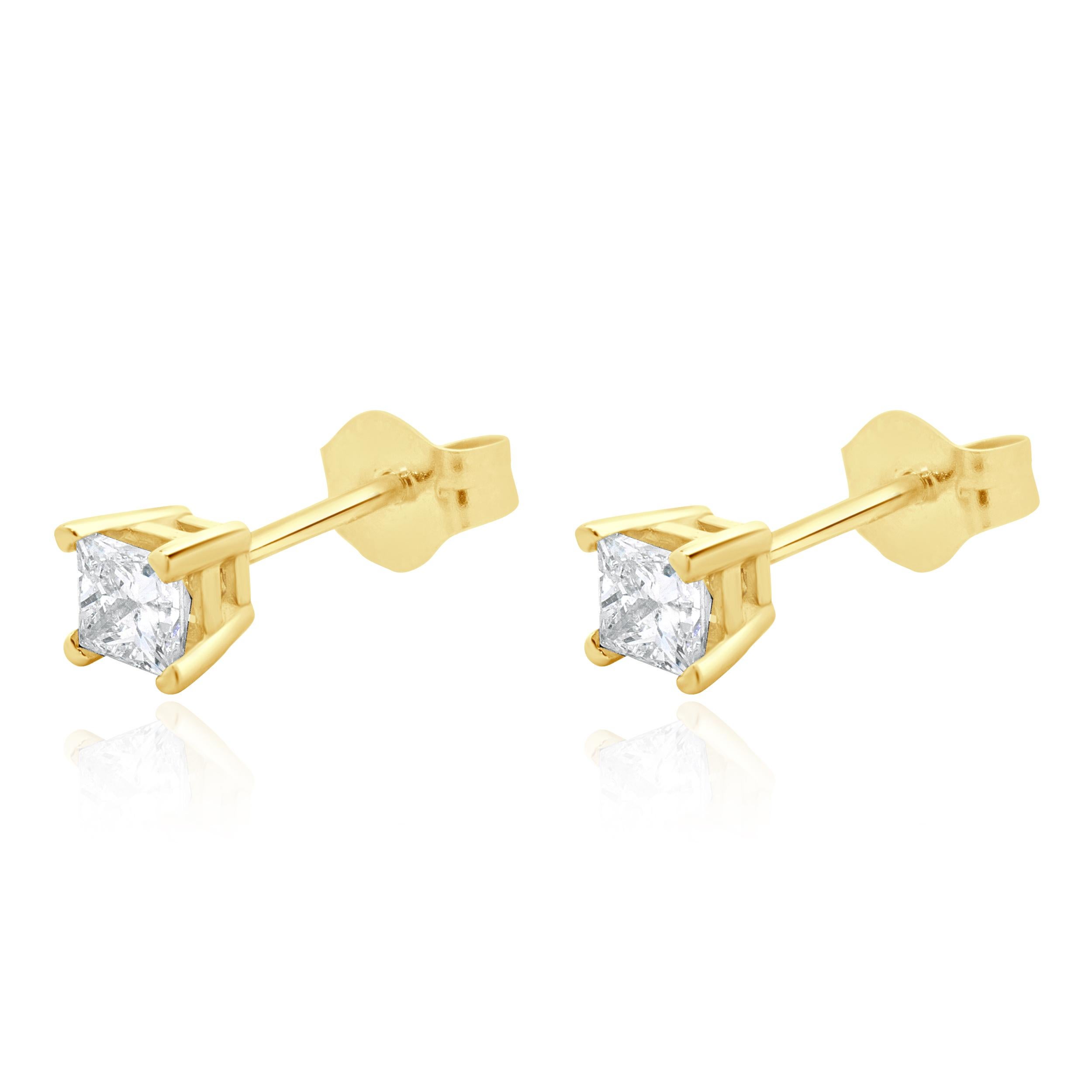Material: 14K yellow gold
Diamonds: 2 princess cut = 0.40cttw
Color: G / H
Clarity: VS1
Dimensions: earrings measure approximately 4mm in diameter
Fastenings: friction backs
Weight: 0.60 grams
