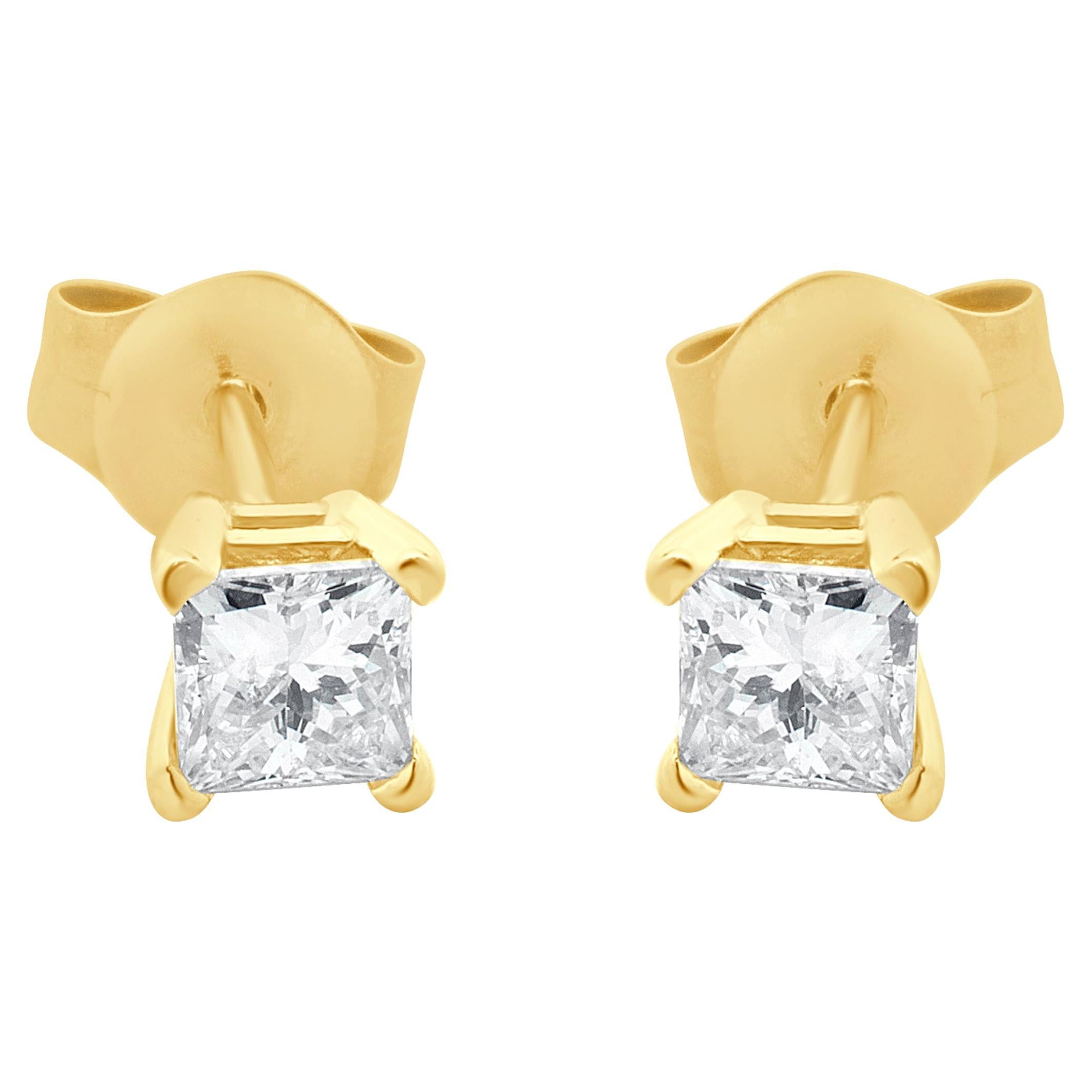 14 Karat Yellow Gold Princess Cut Diamond Stud Earrings For Sale