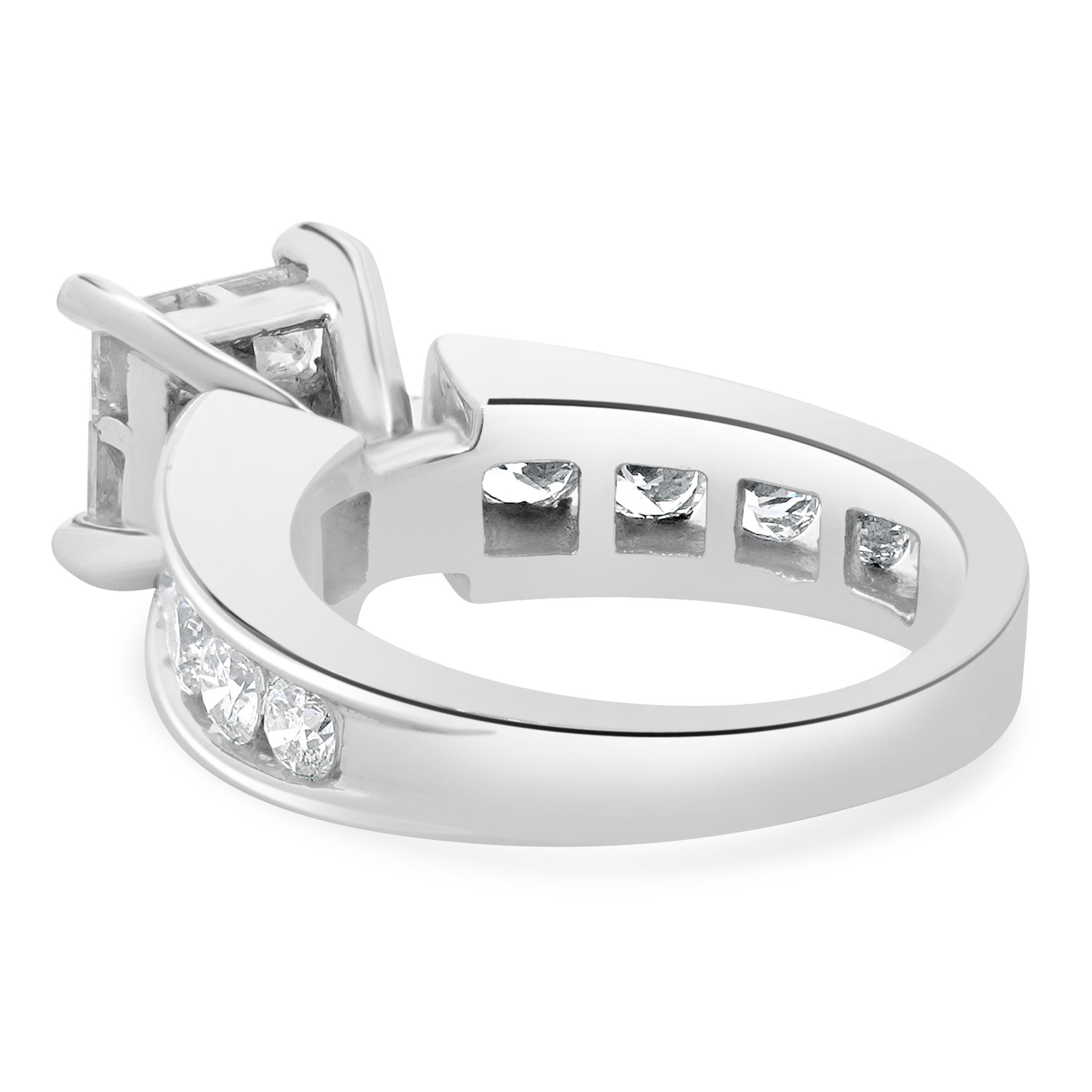 14 Karat White Gold Quad Set Princess Cut Diamond Engagement Ring In Excellent Condition For Sale In Scottsdale, AZ