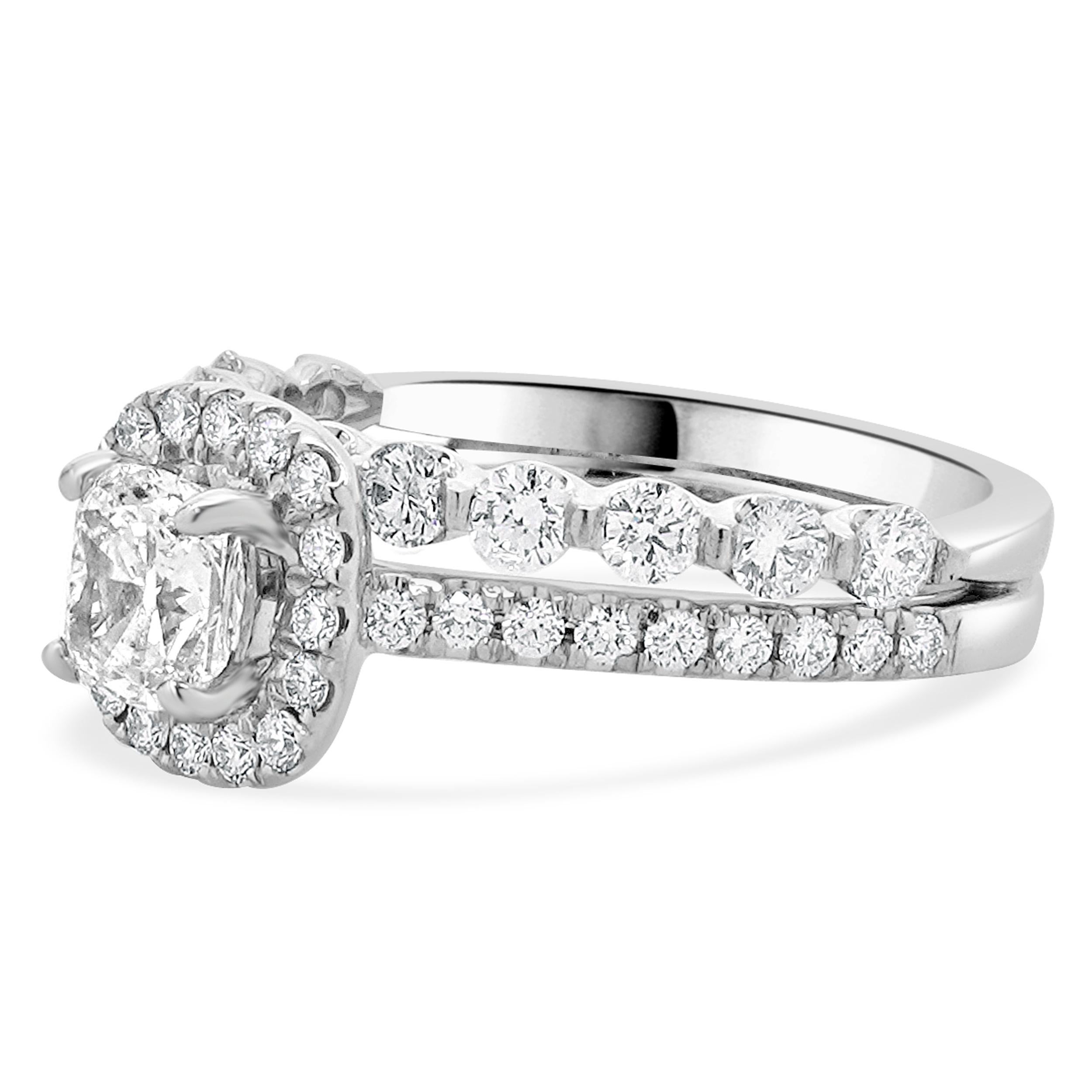 Matériau : Or blanc 14K
Diamant central : taille radiant = 0,74ct
Couleur : H
Clarté : SI2
IGI : 430912XXX
Diamants : taille ronde brillante = 0,67cttw
Couleur : H
Clarté : SI2
Taille de l'anneau : 6 (veuillez prévoir jusqu'à 2 jours ouvrables