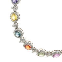 Halskette aus 18 Karat Weißgold mit Regenbogen-Saphir und Diamanten